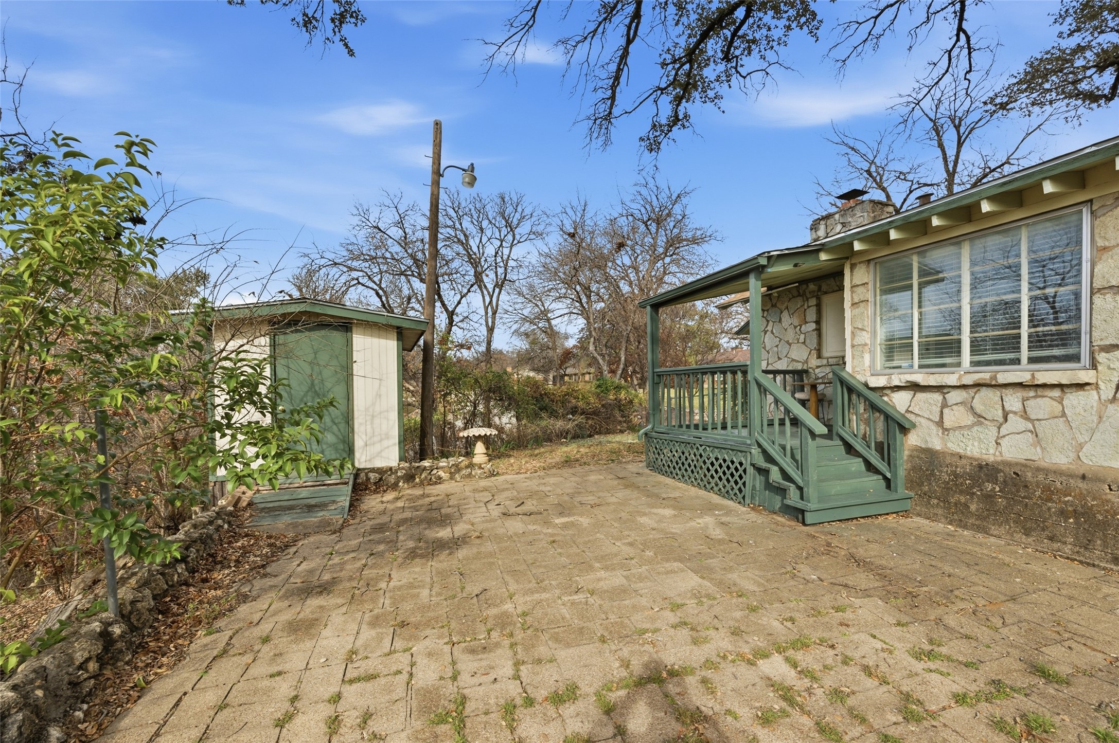 1901 Bluebird Avenue Fort Worth TX 76111