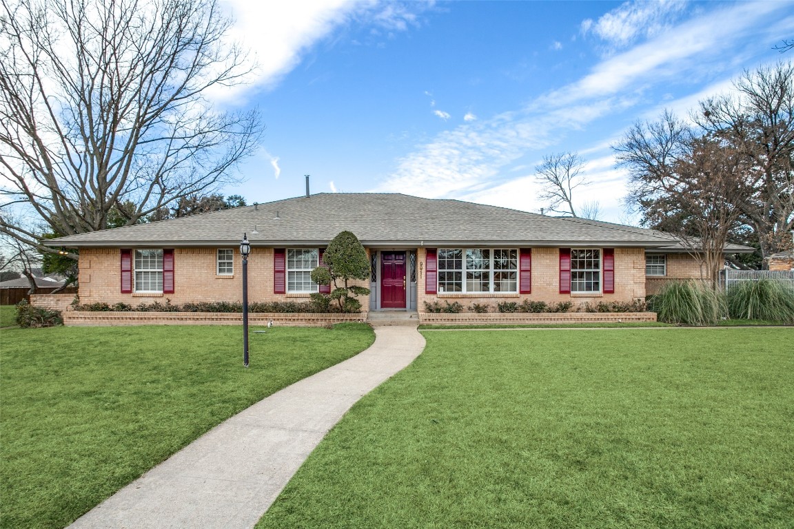 9911 Ila Drive Dallas TX 75220