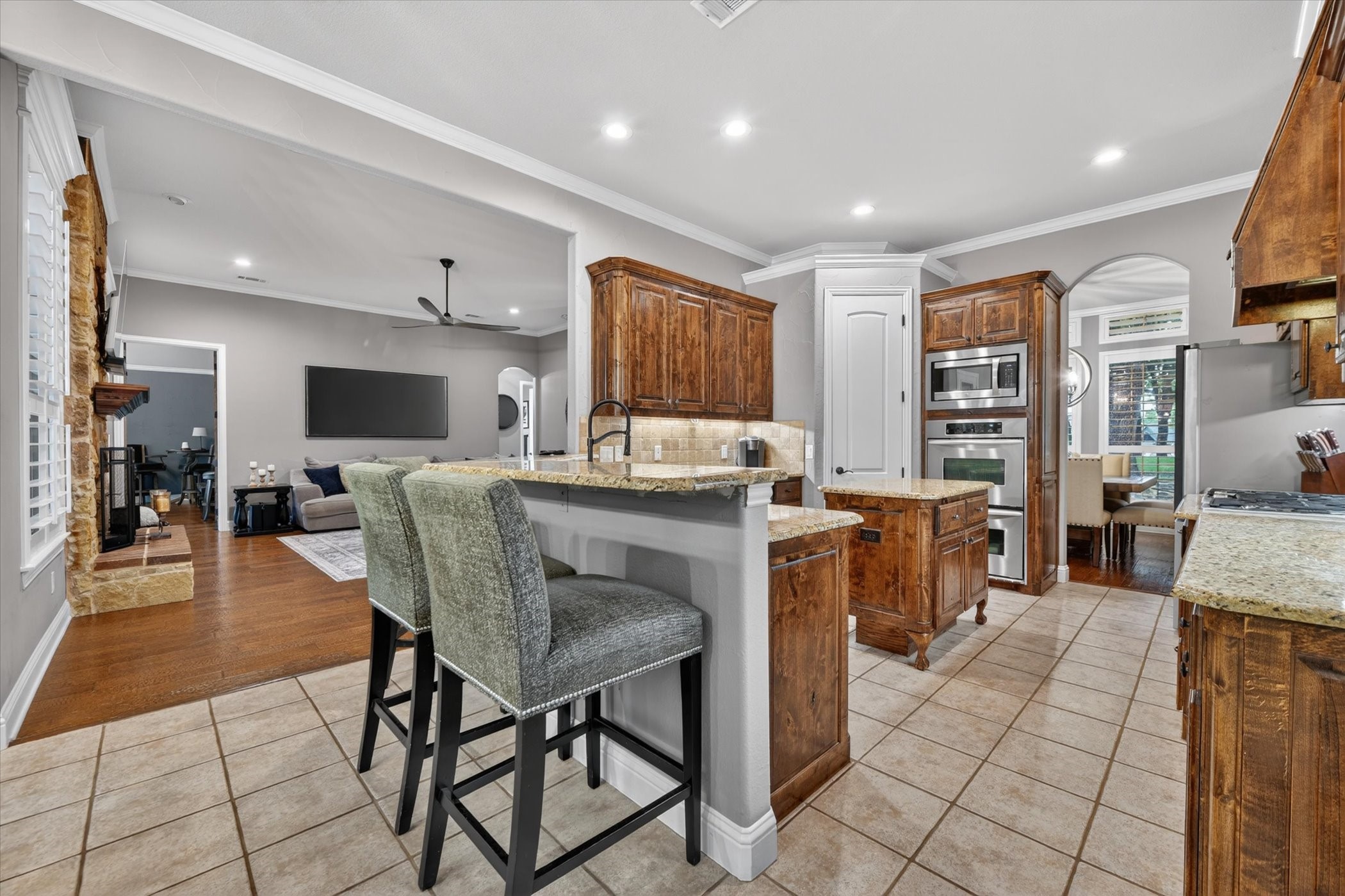 1005 Meadow Lark Lane Weatherford TX 76087