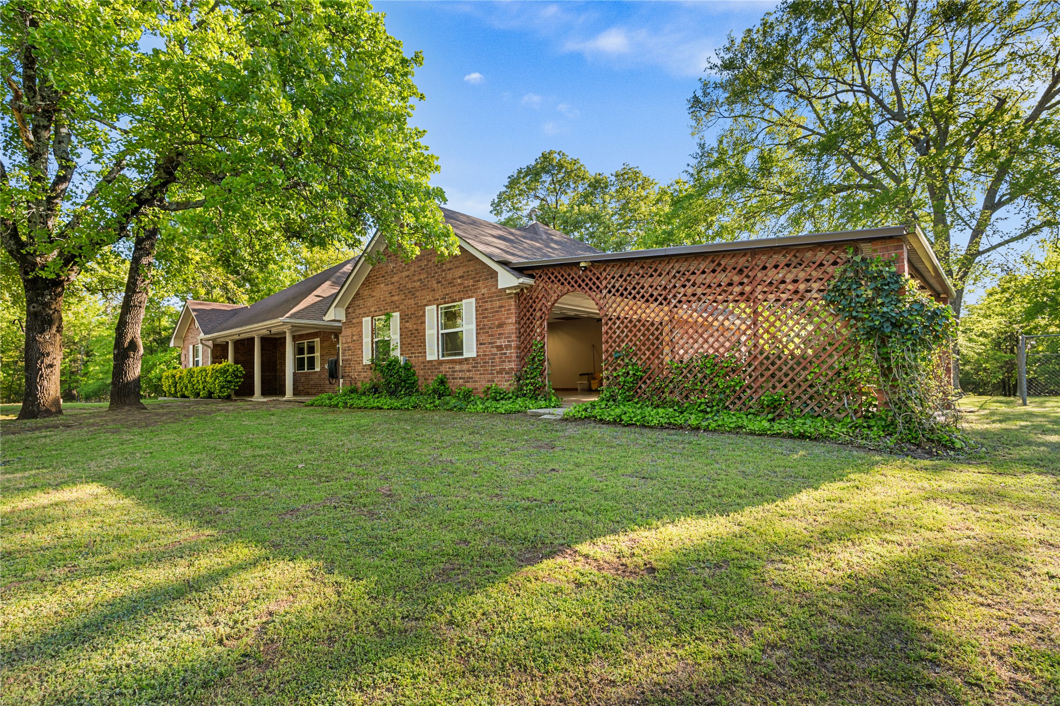7275 Leavenworth Trail Mead OK 73449