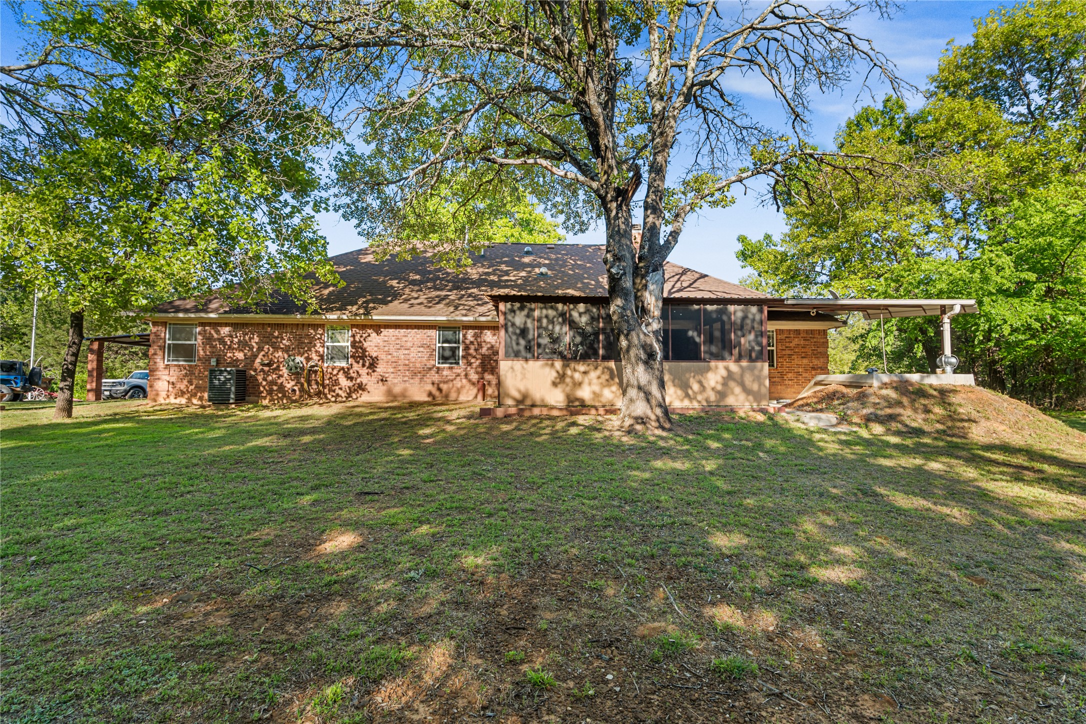 7275 Leavenworth Trail Mead OK 73449