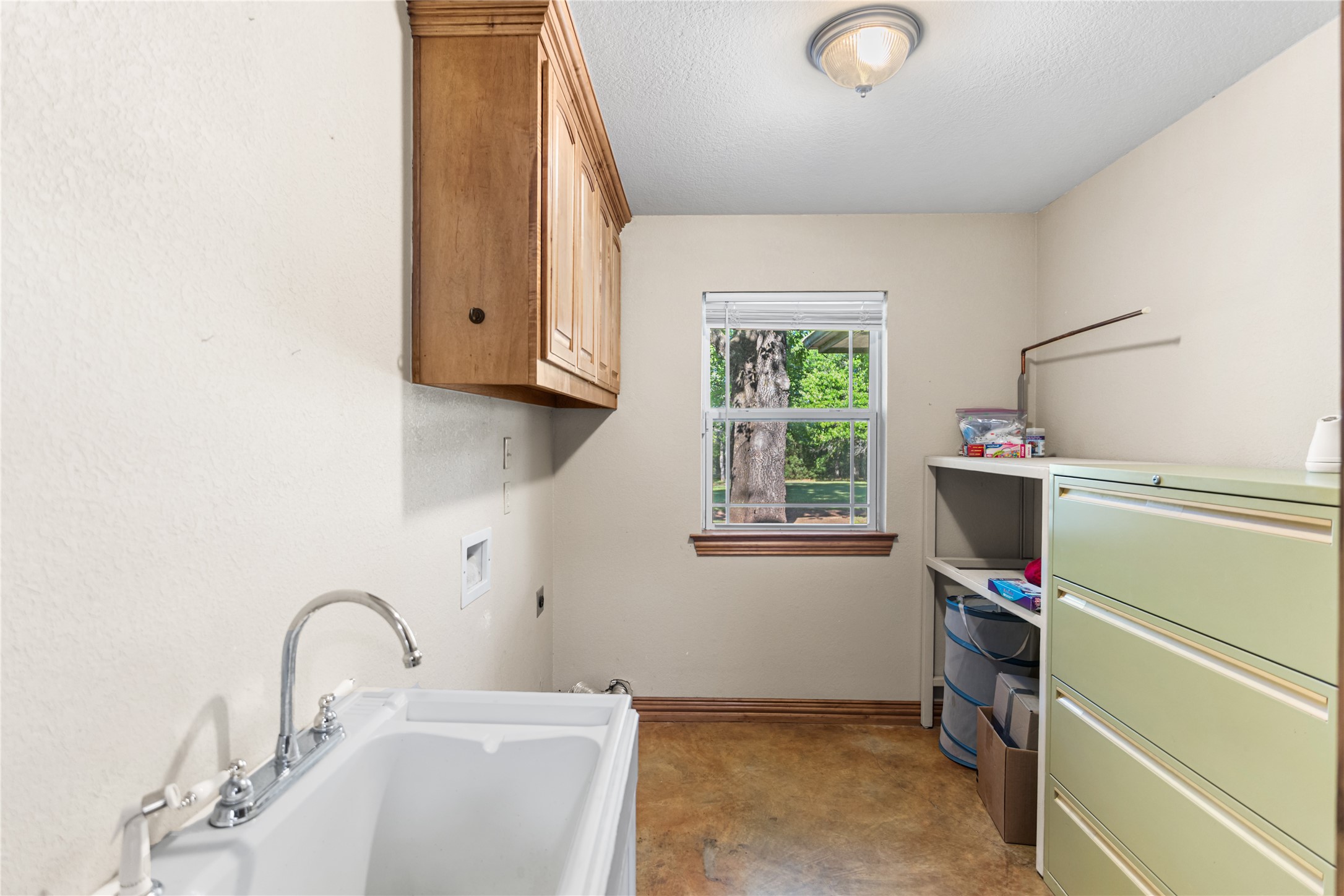 7275 Leavenworth Trail Mead OK 73449