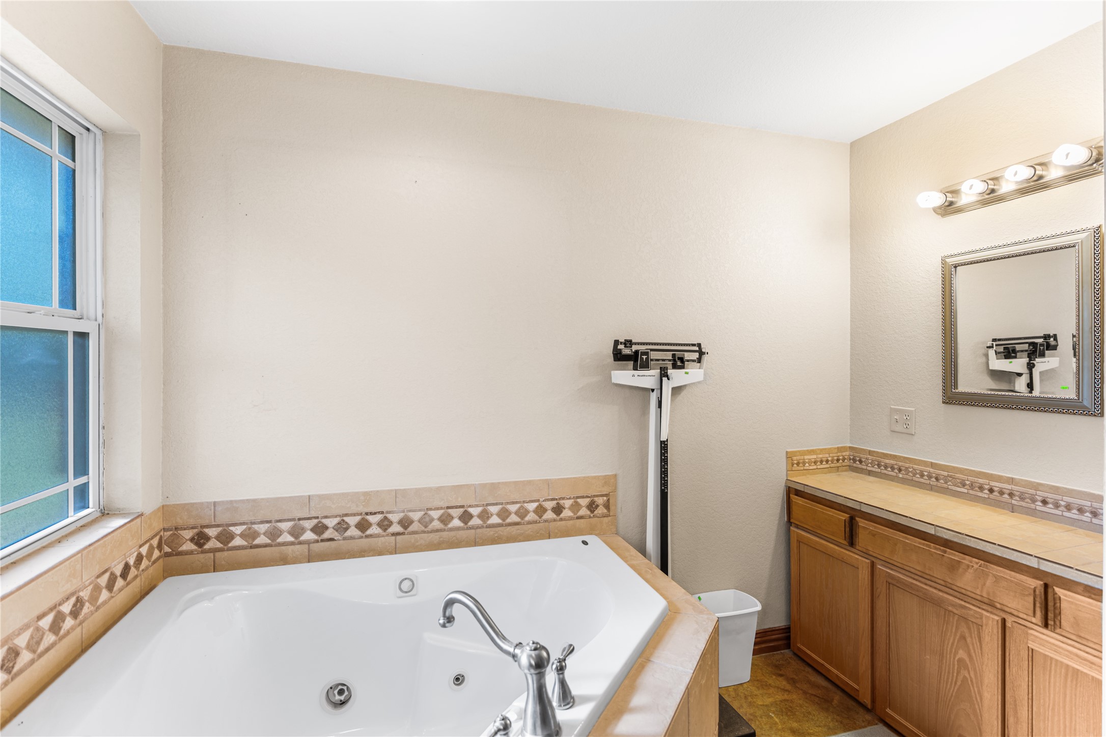 7275 Leavenworth Trail Mead OK 73449