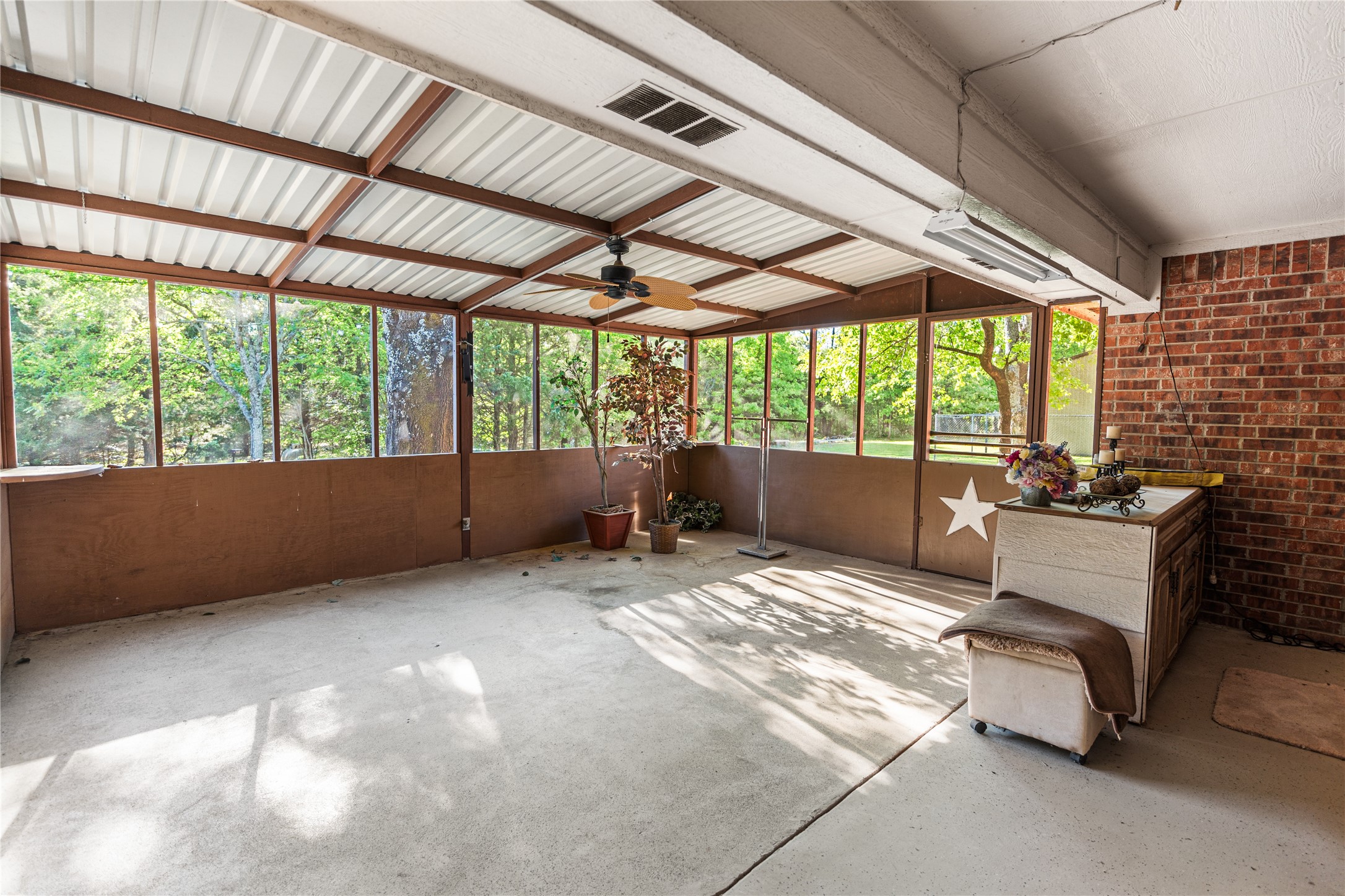 7275 Leavenworth Trail Mead OK 73449