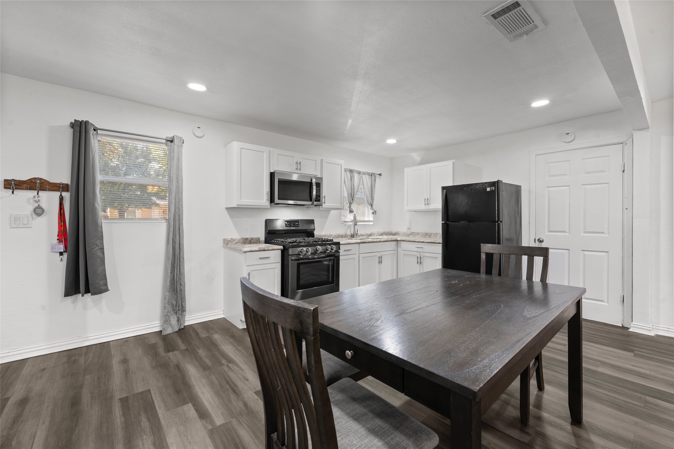 2128 Sunnydell Drive Waco TX 76711