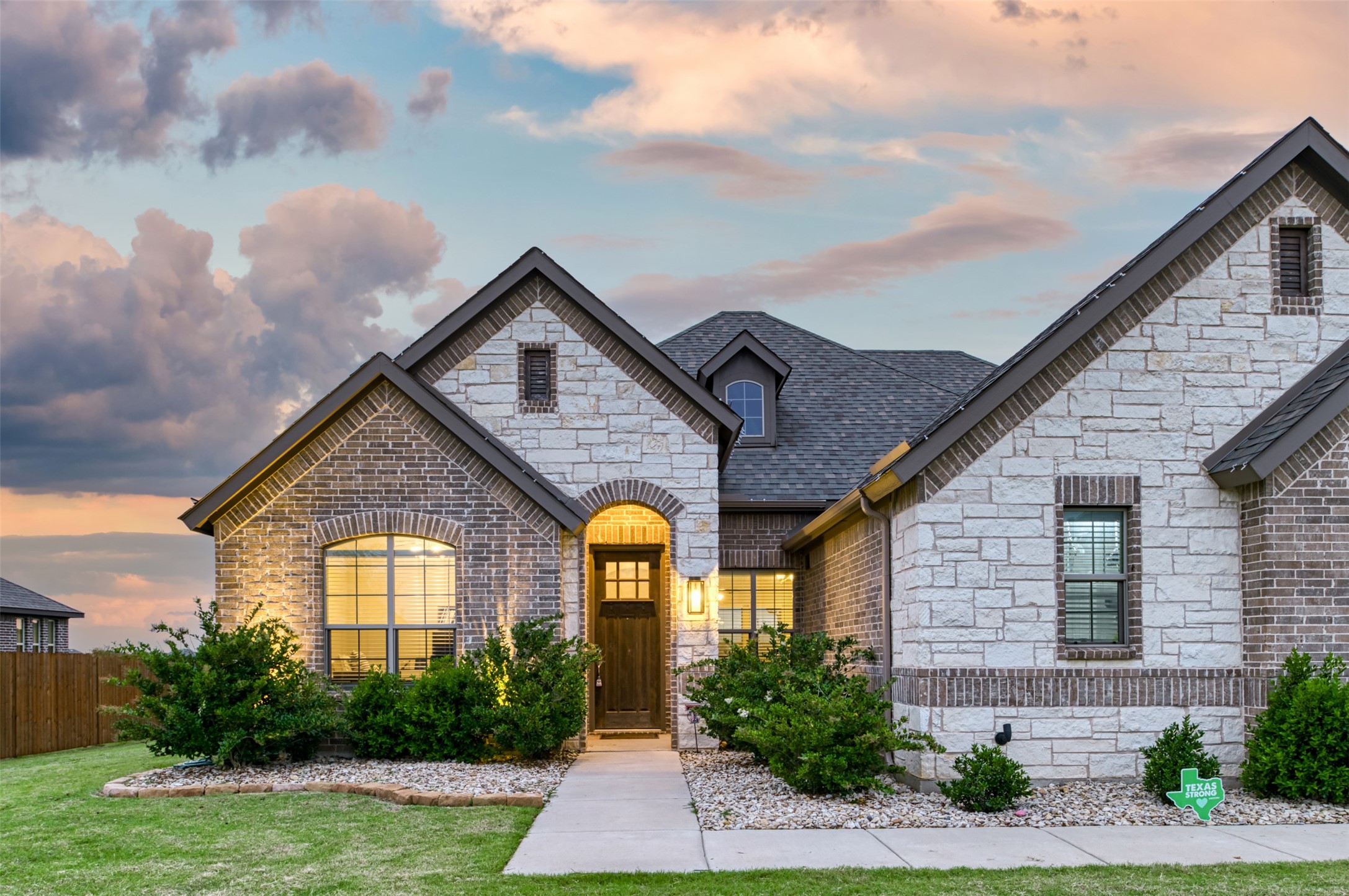 12717 Cactus Court Godley TX 76044