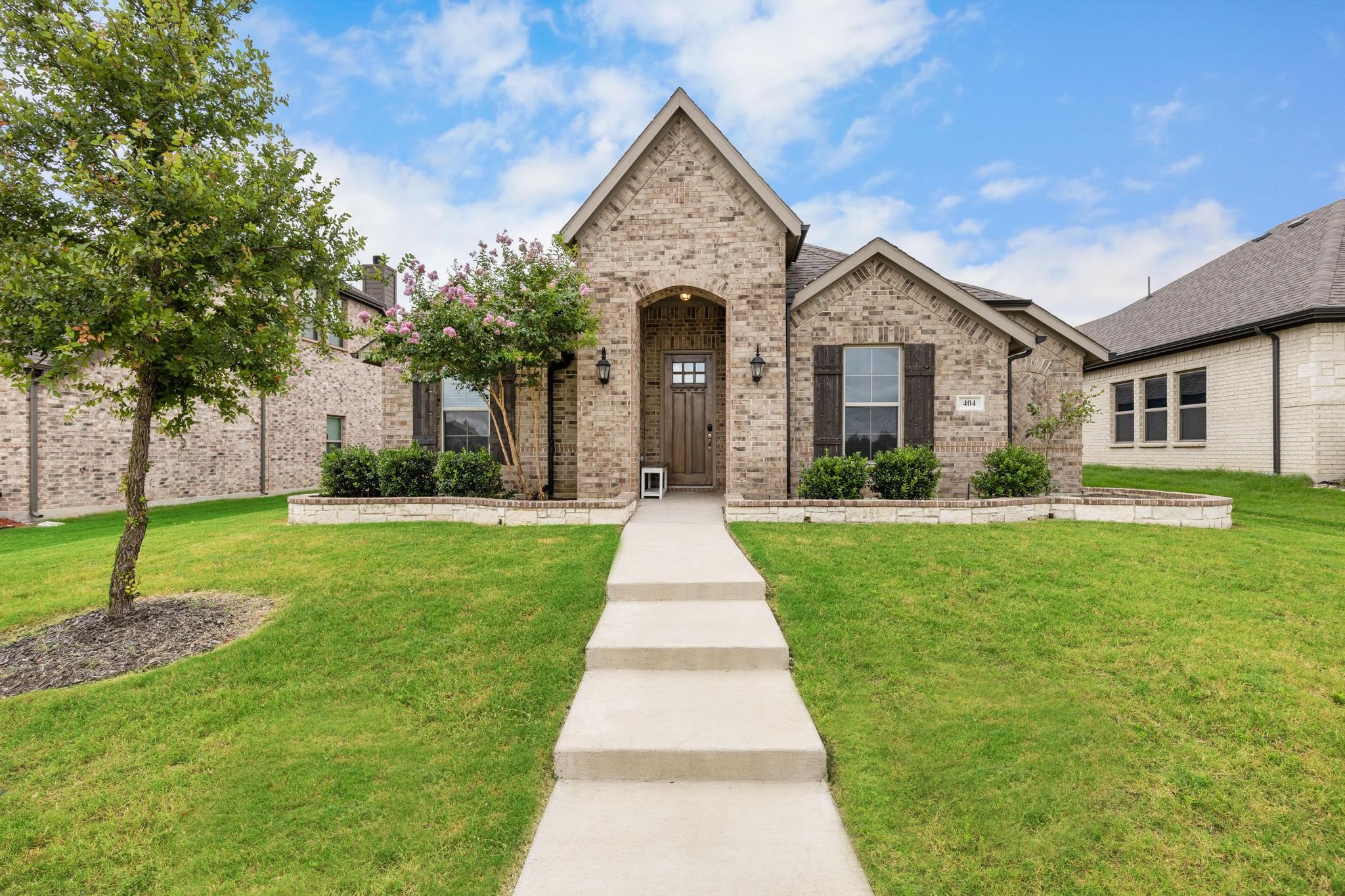 404 Country Meadows Boulevard Waxahachie TX 75165