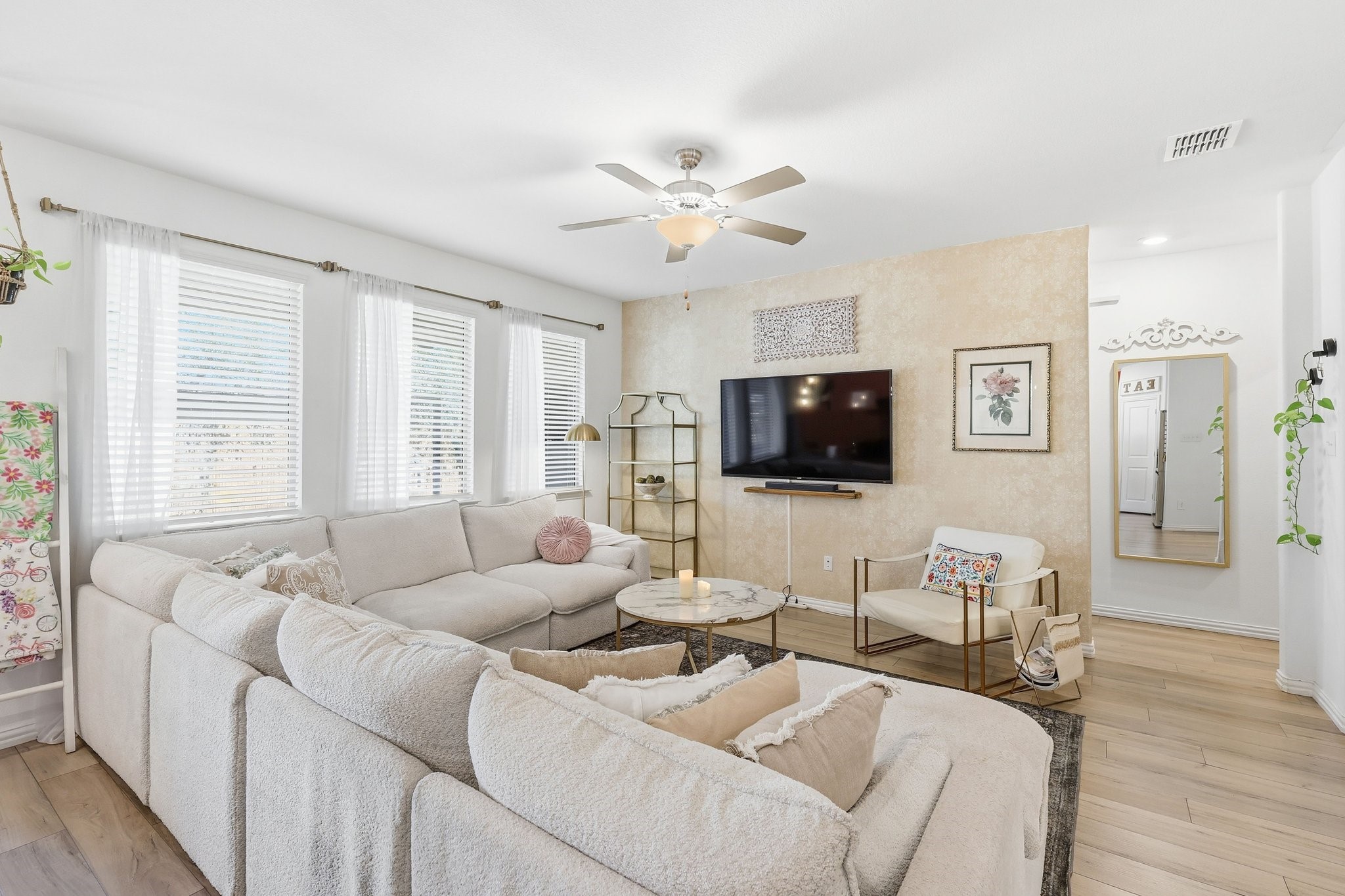 528 Ranchito Pass Fort Worth TX 76052