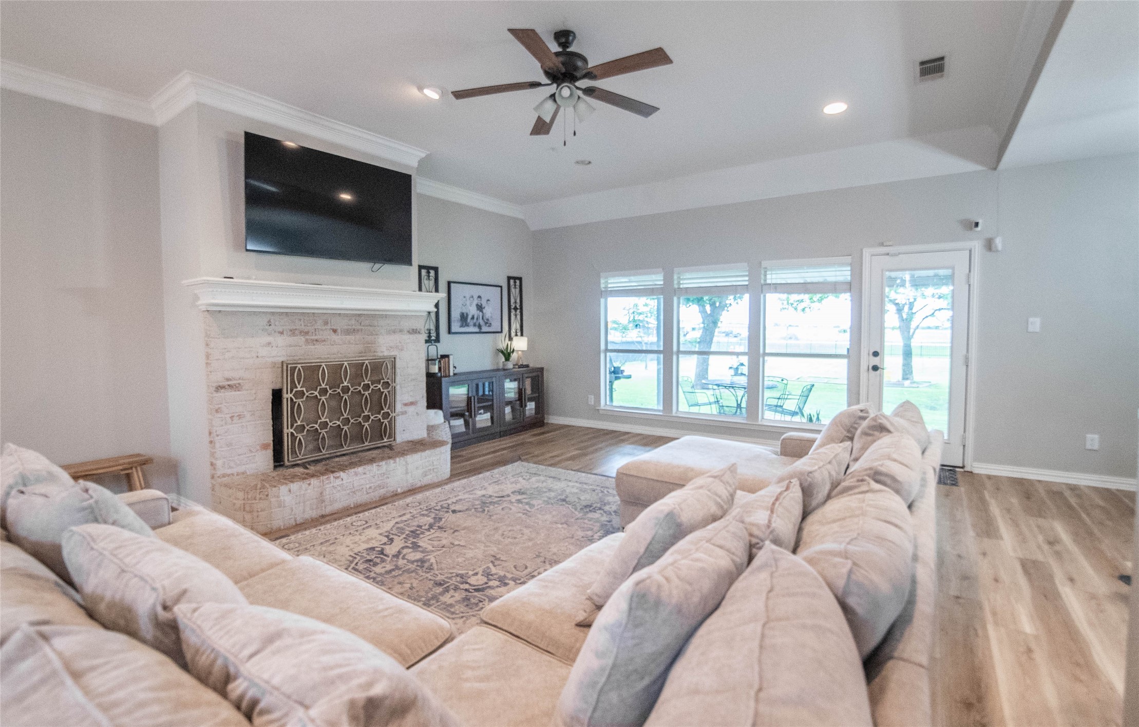 1393 W Alamosa Drive Talty TX 75160