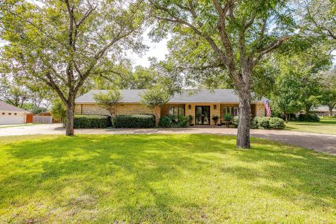 8918 Bellechase Road Granbury TX 76049