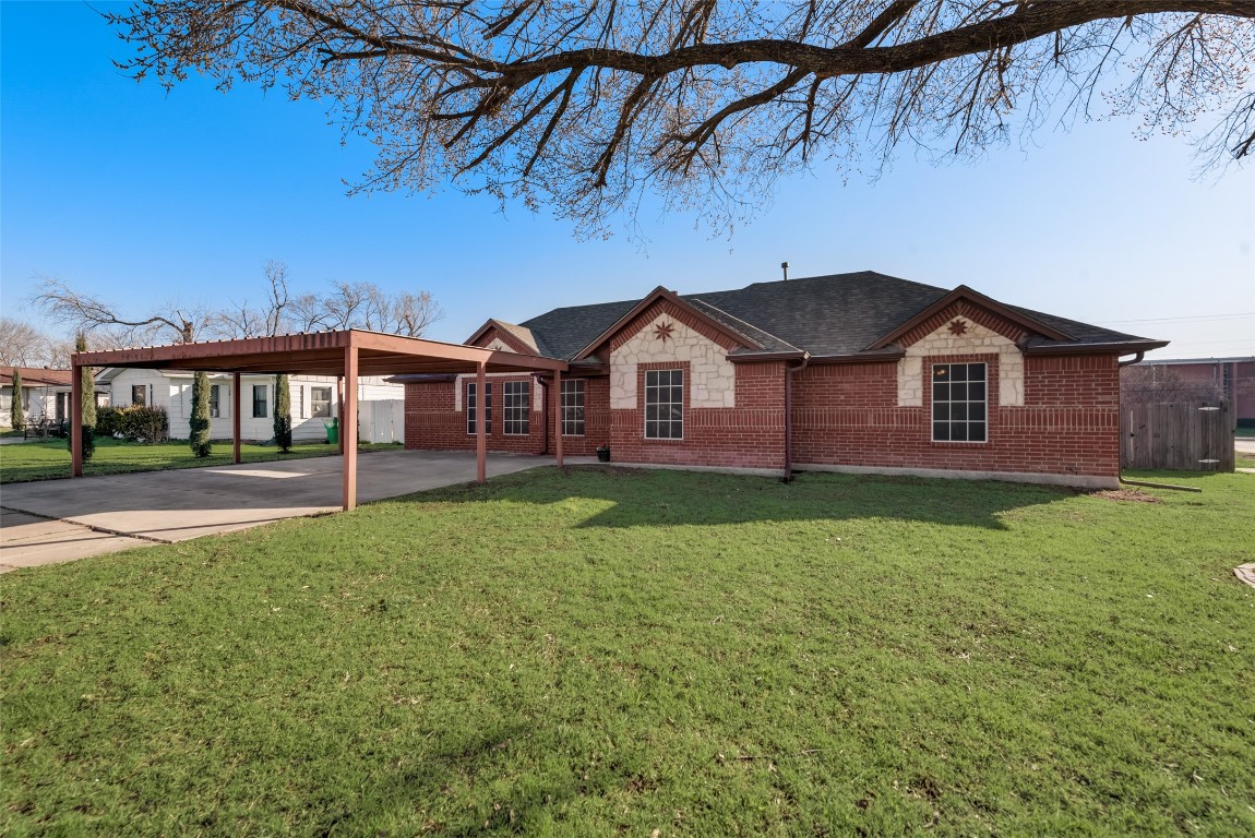 3306 Swan Street Haltom City TX 76117