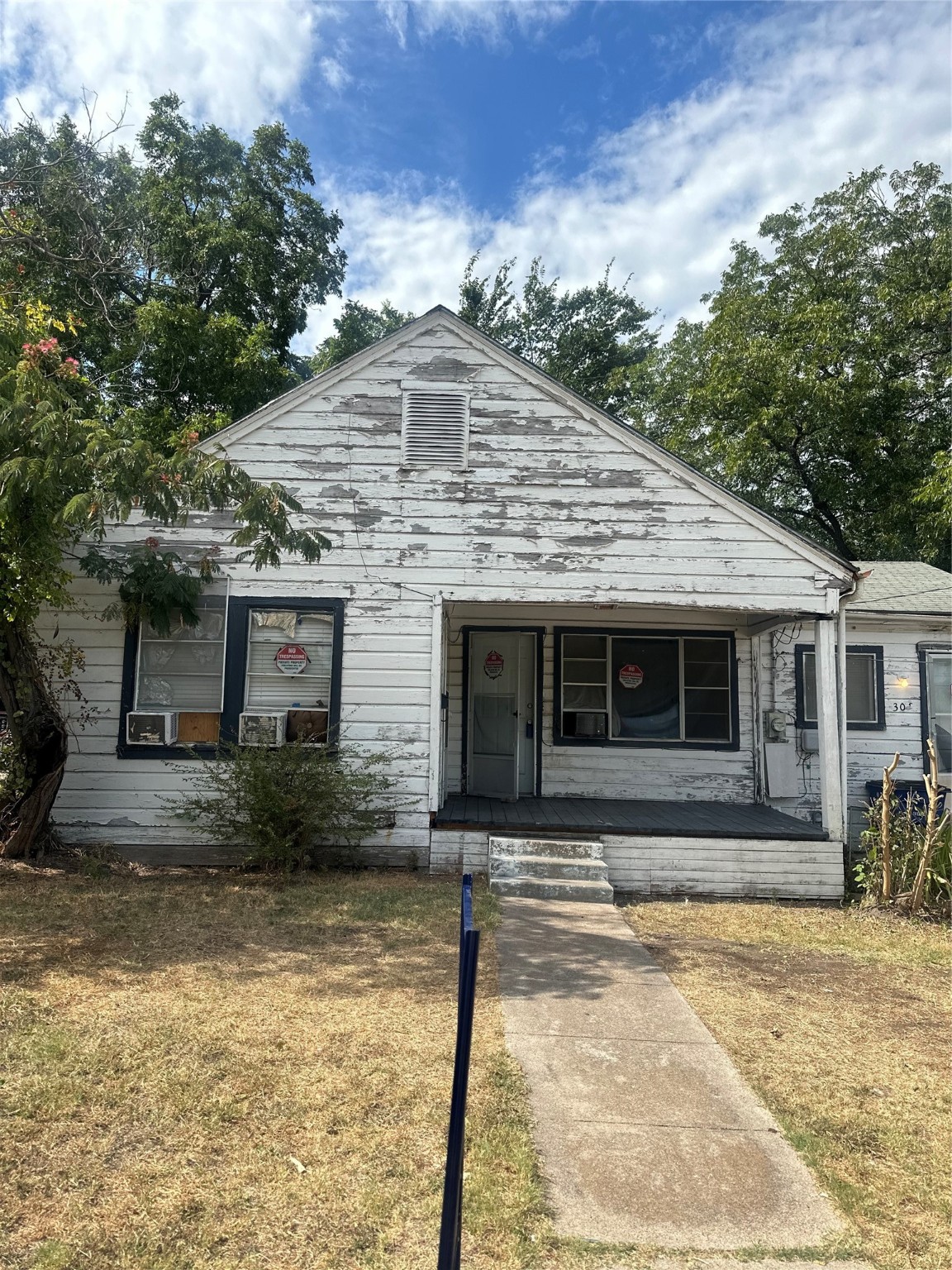 308 E Martin Luther King Drive Ennis TX 75119