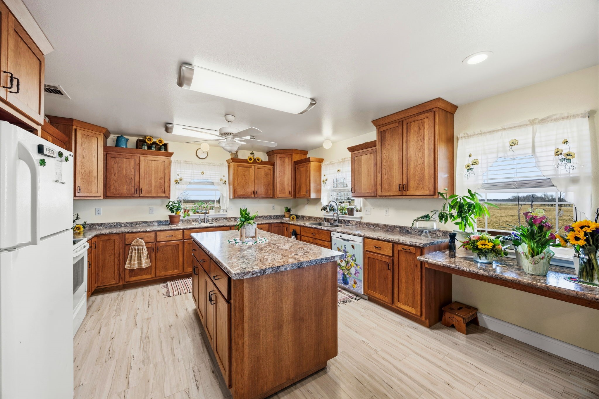 4379 County Road 4804 Wolfe City TX 75449