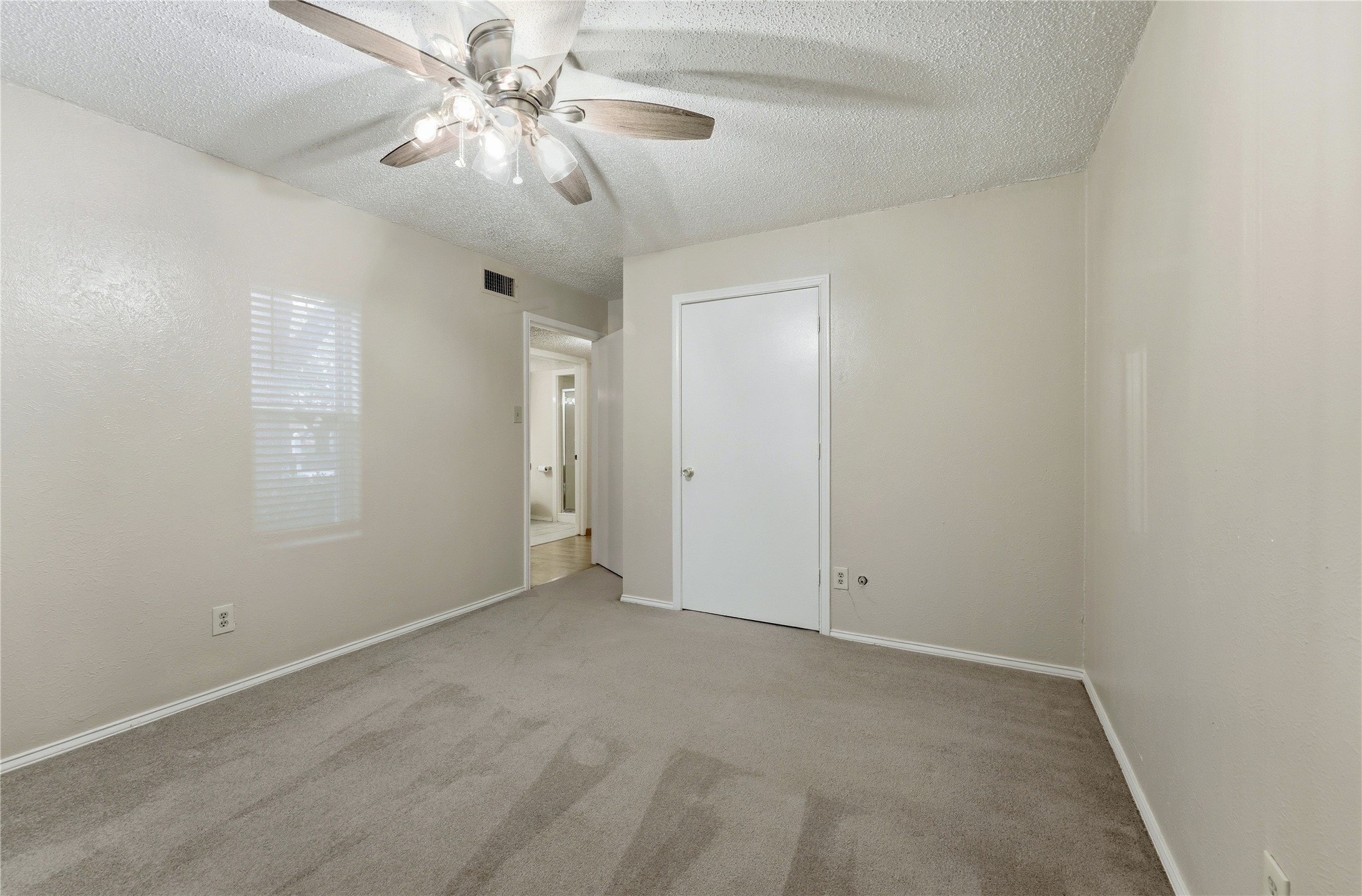1729 Jenkins Lane Glenn Heights TX 75154