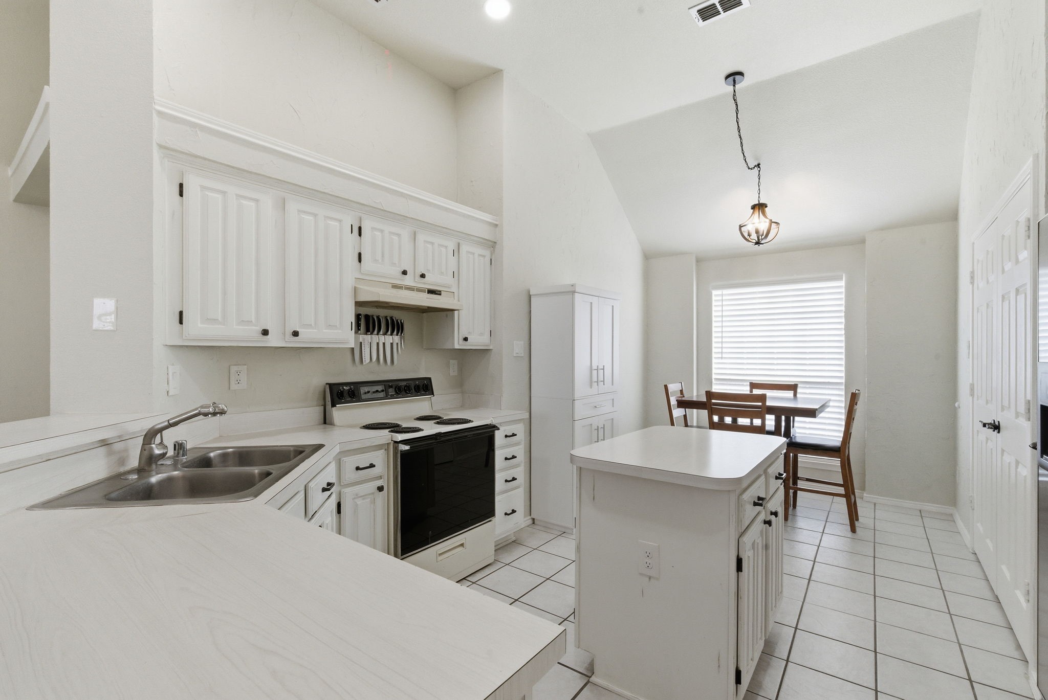 5520 Tularosa Drive Fort Worth TX 76137