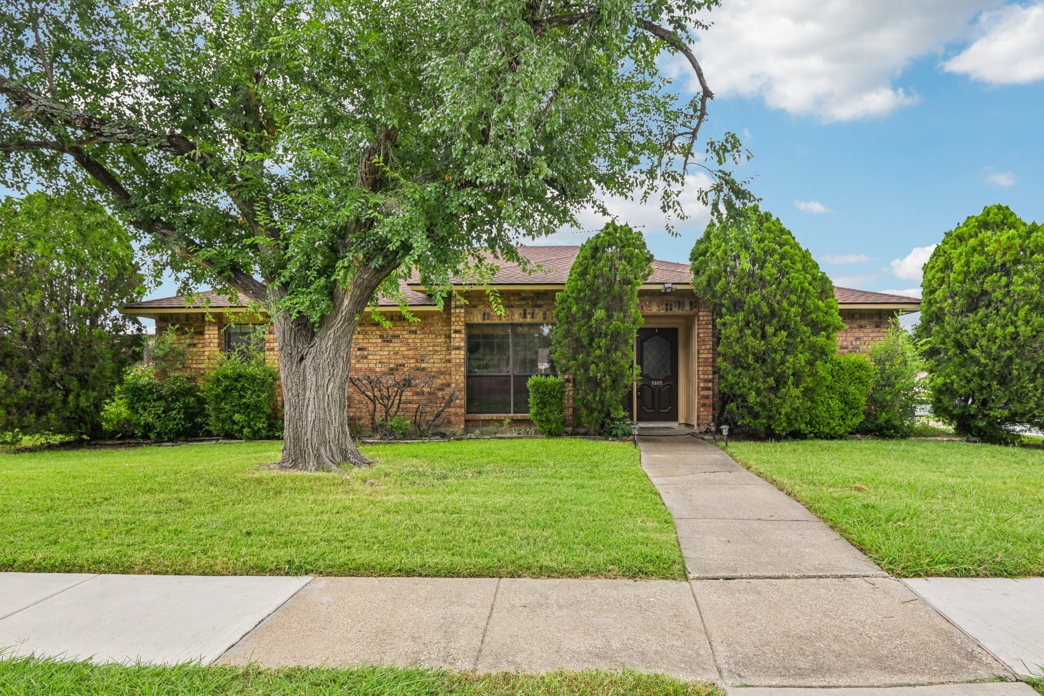 5605 Blair Oaks Drive The Colony TX 75056