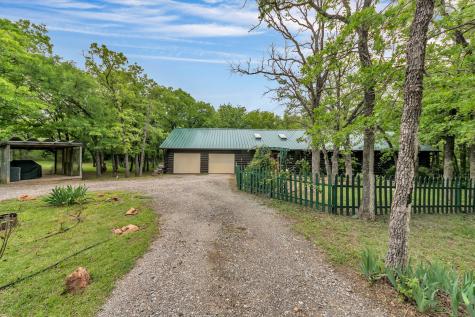 257 Private Road 2561 Alvord TX 76225