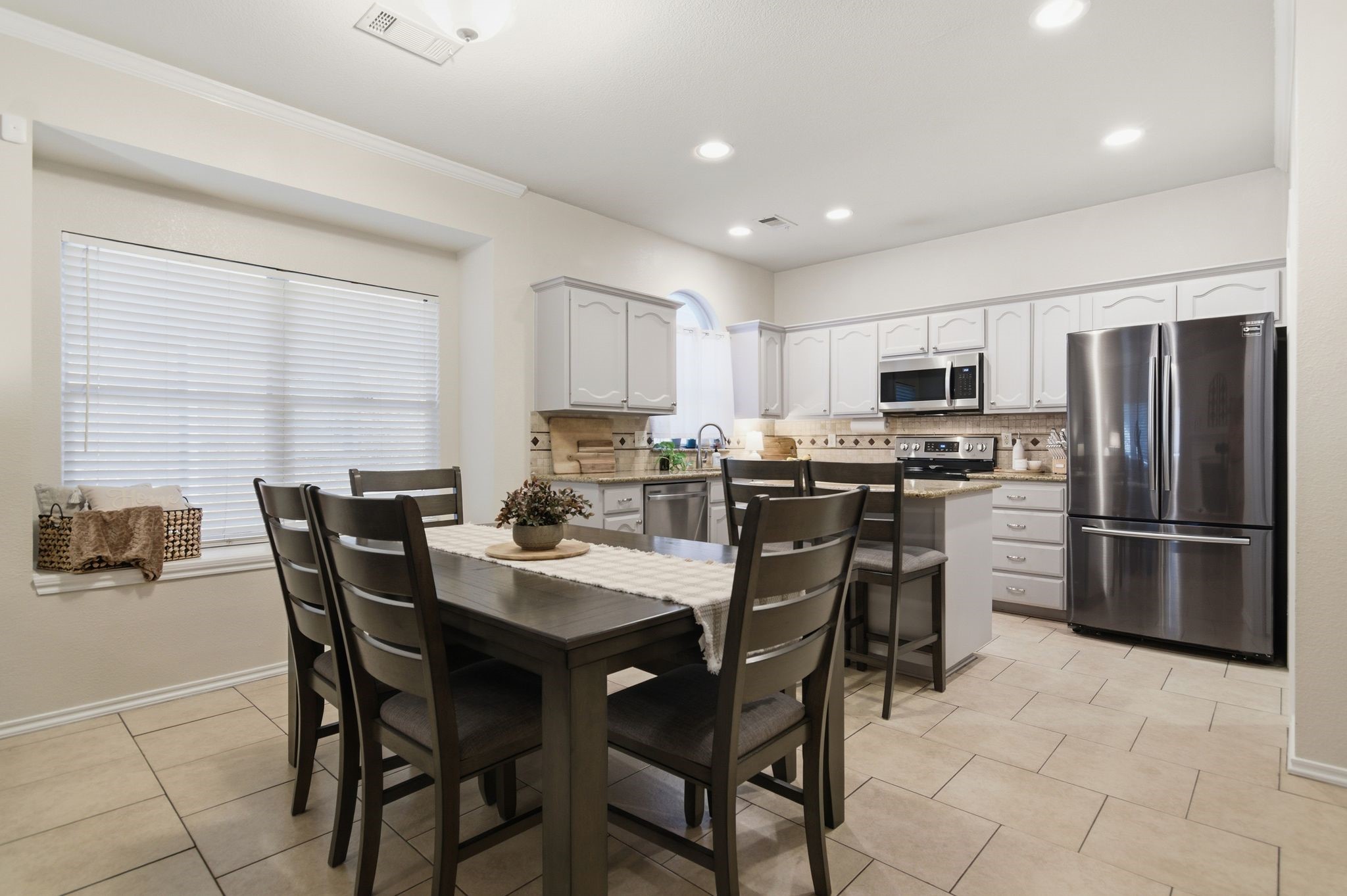 5913 Ozark Drive Fort Worth TX 76131