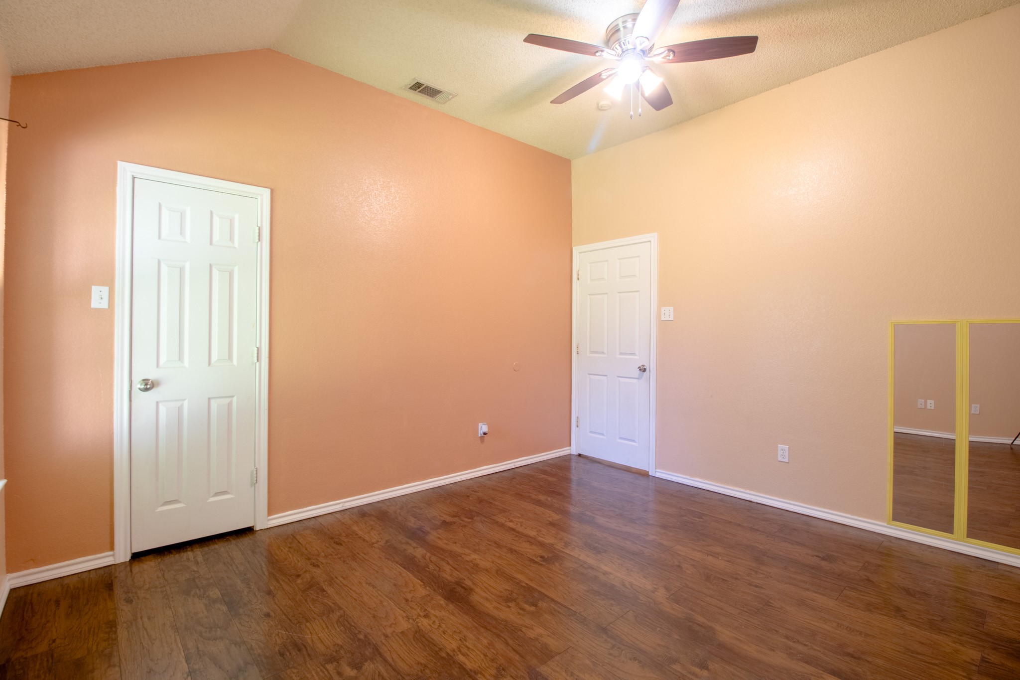 2651 Anderson Street Dallas TX 75215