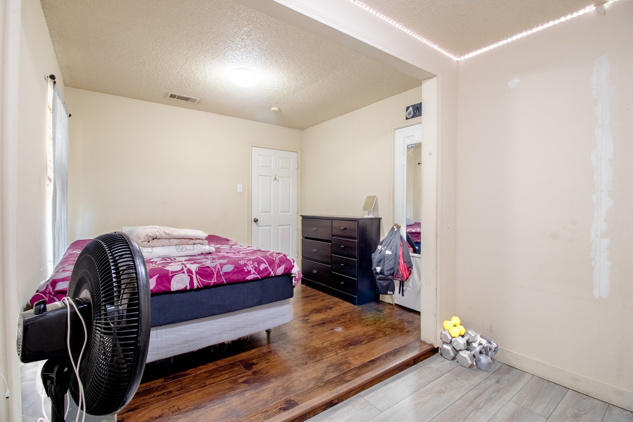 2651 Anderson Street Dallas TX 75215