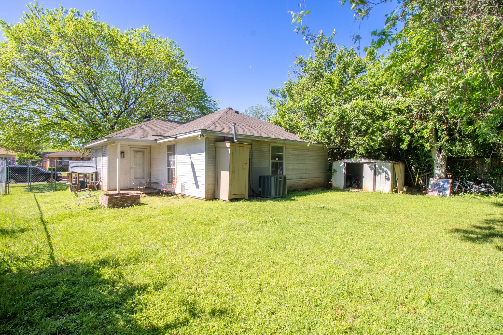 2651 Anderson Street Dallas TX 75215