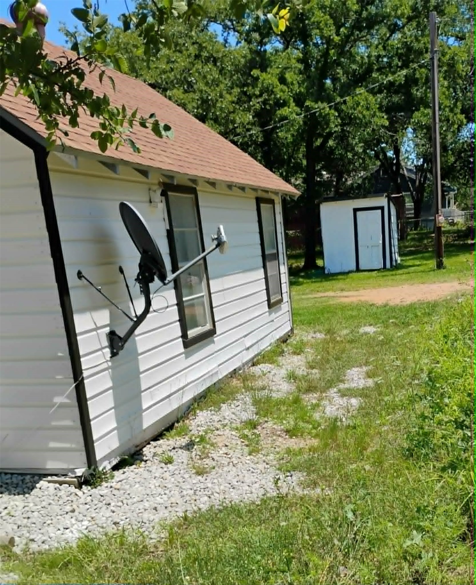763 Frontier Street Bowie TX 76230