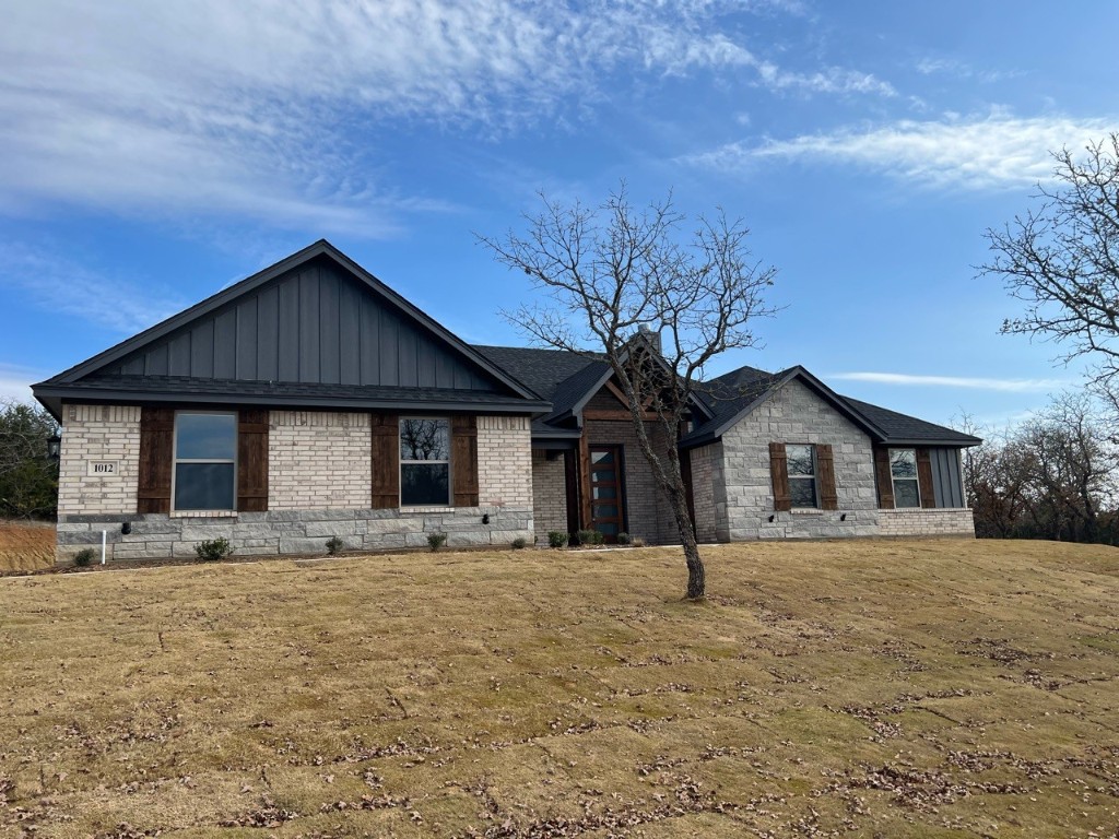 1012 Churchill Lane Millsap TX 76066