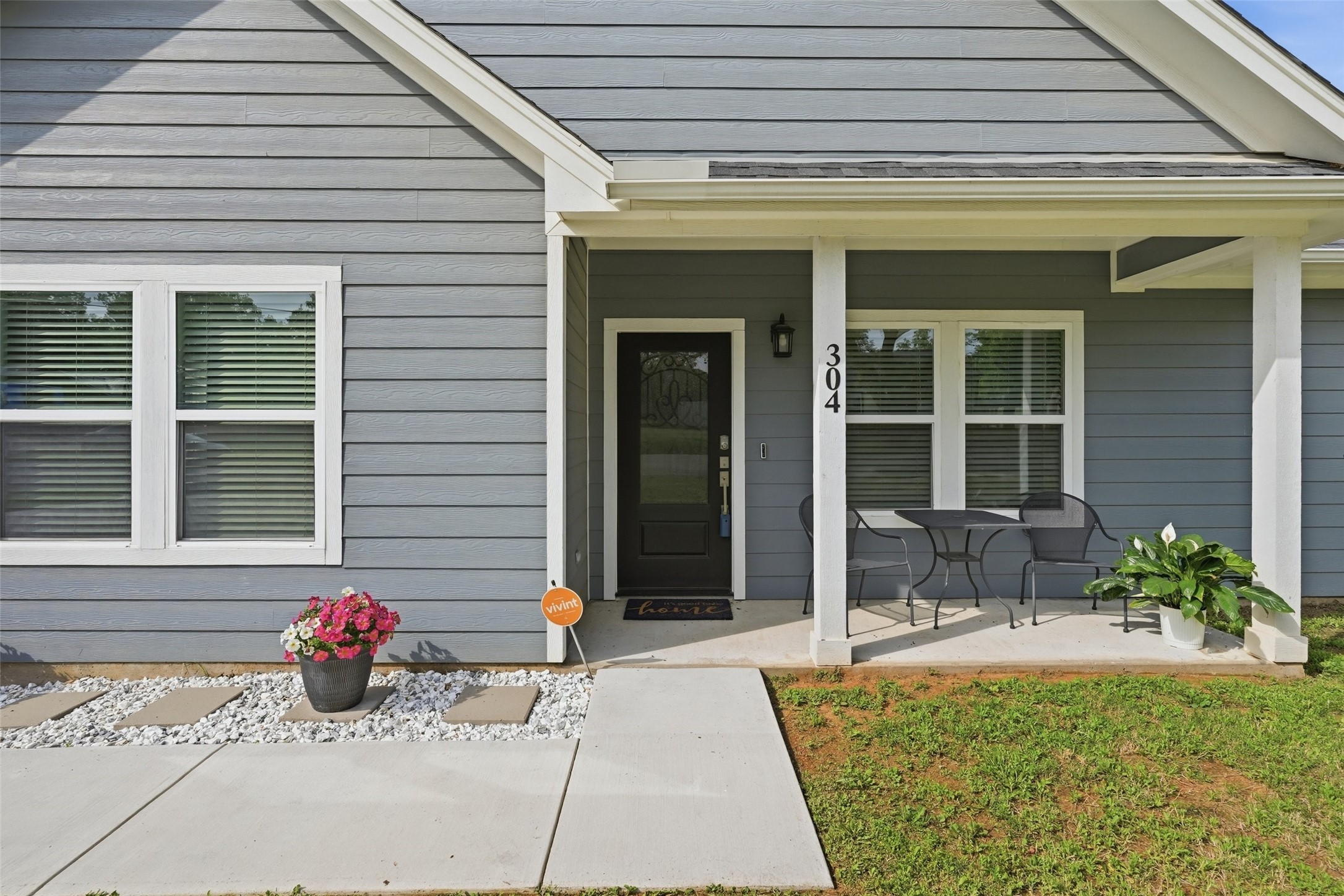 304 W Greenwood Avenue Bowie TX 76230