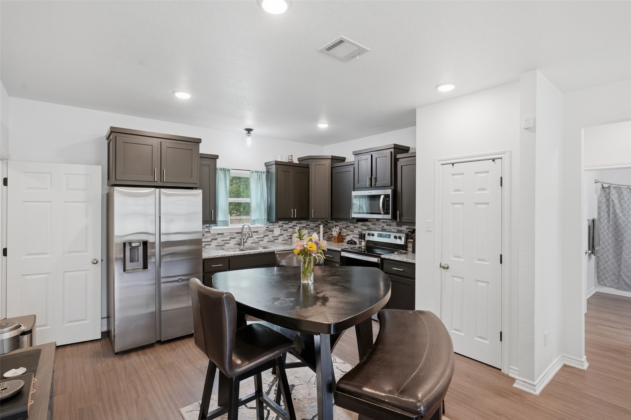 304 W Greenwood Avenue Bowie TX 76230