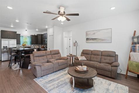304 W Greenwood Avenue Bowie TX 76230