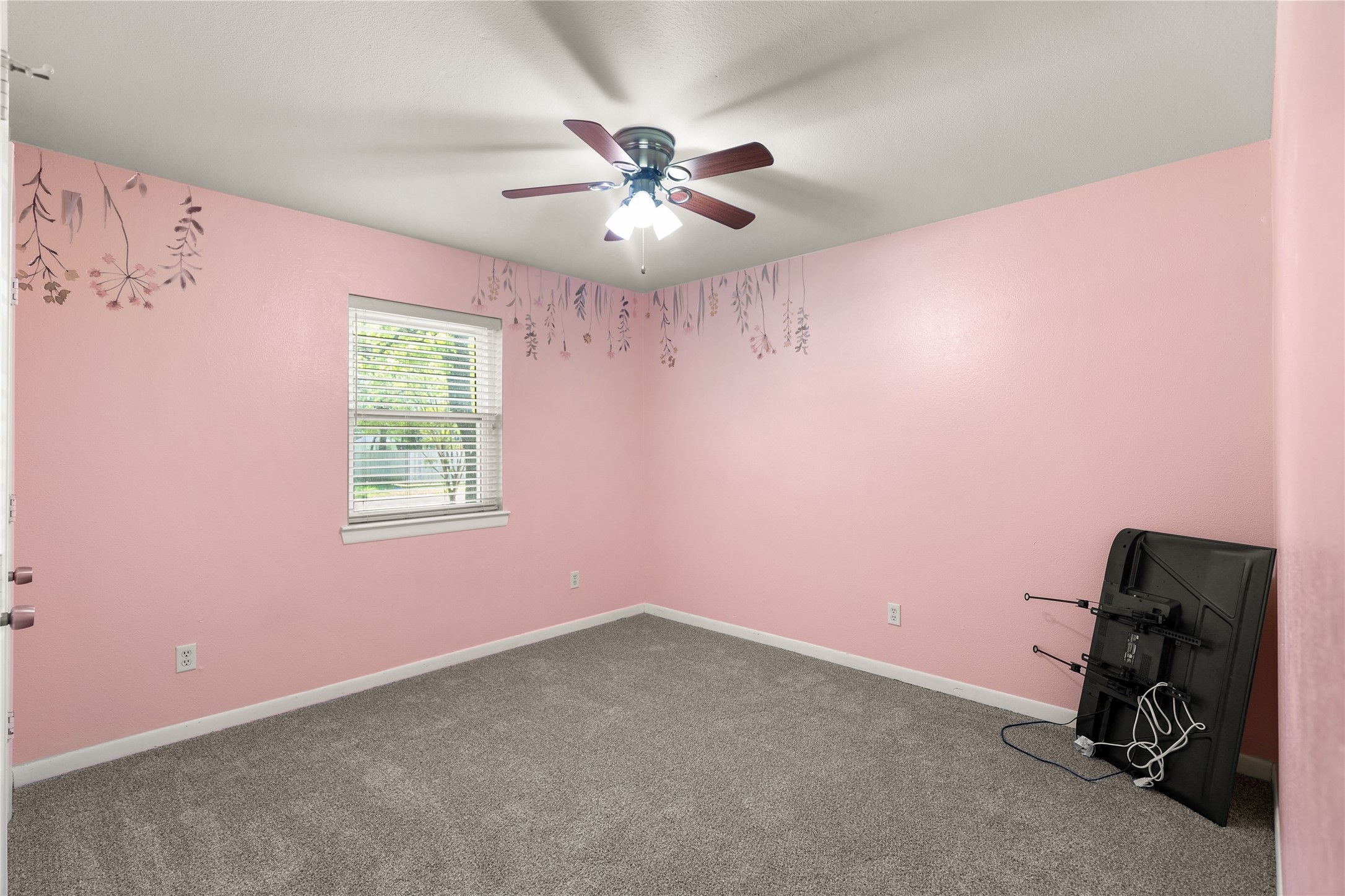 1109 Pine Ridge Drive Azle TX 76020