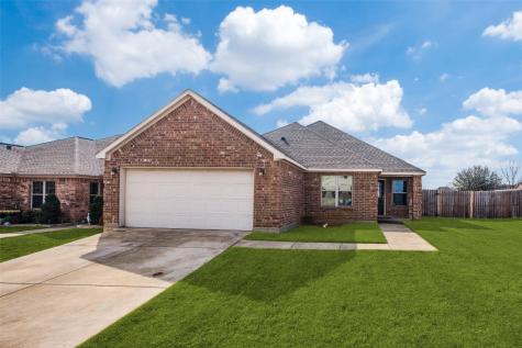 200 Irick Court Aubrey TX 76227