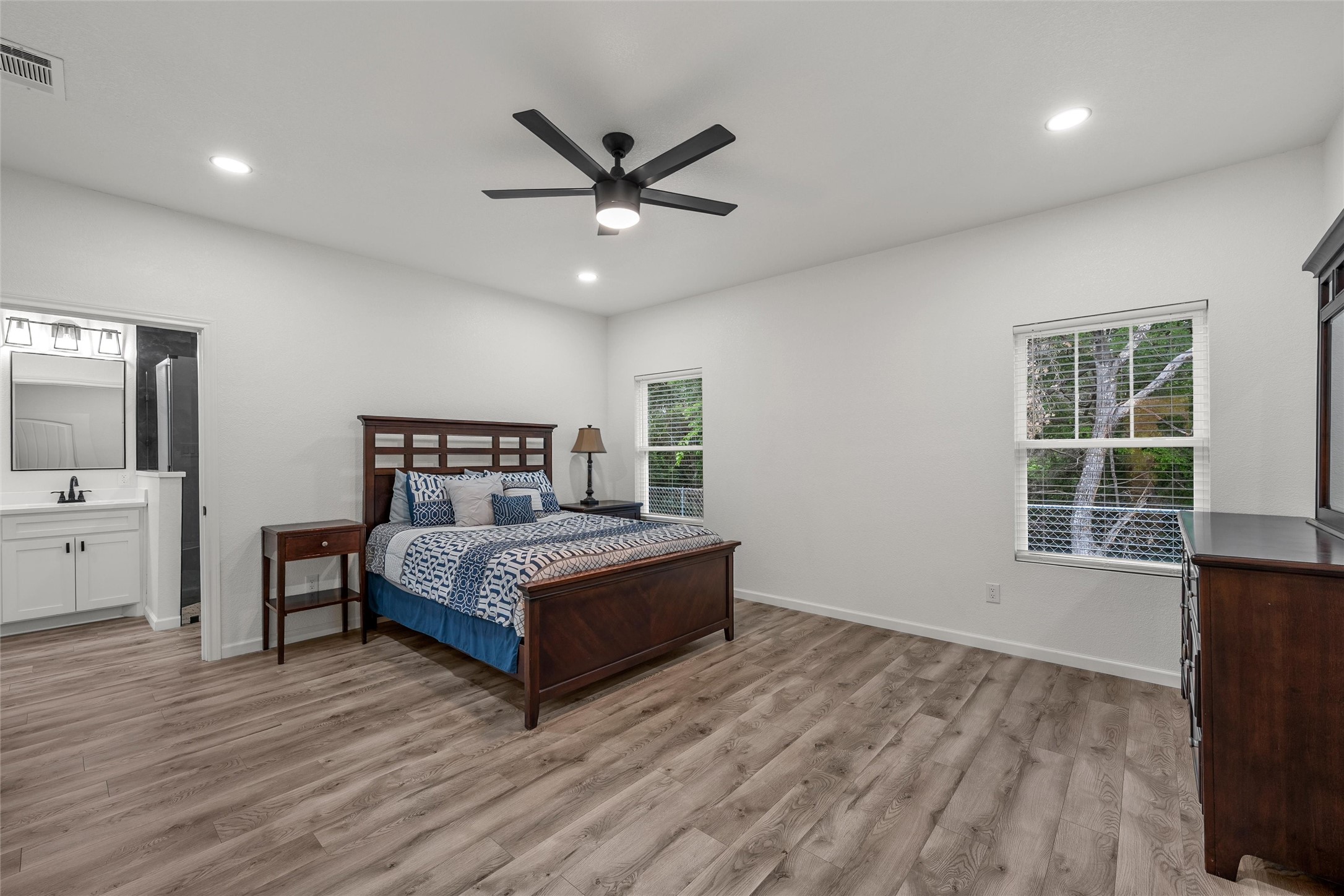 842 White Oak Dr Drive Woodway TX 76712