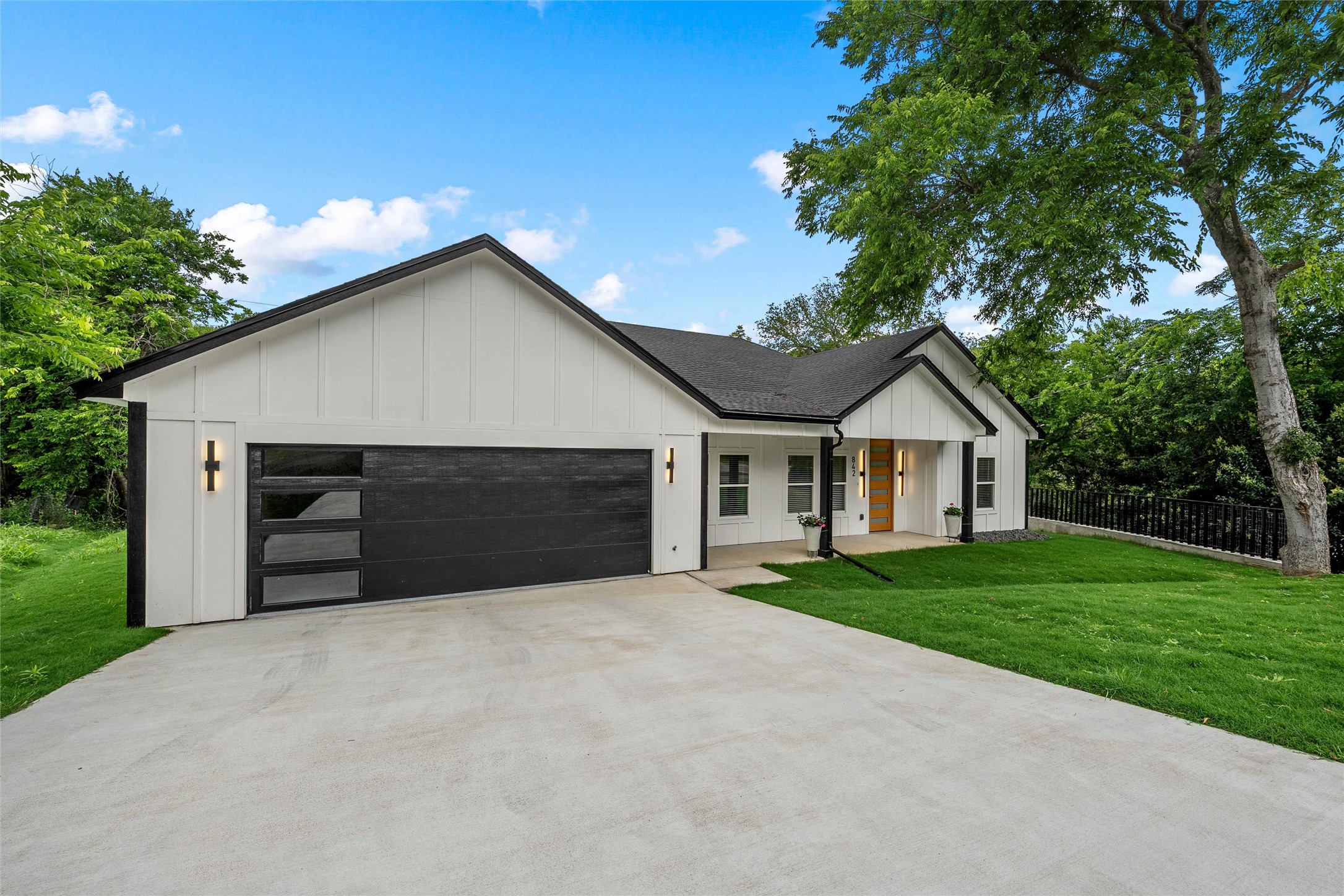 842 White Oak Dr Drive Woodway TX 76712