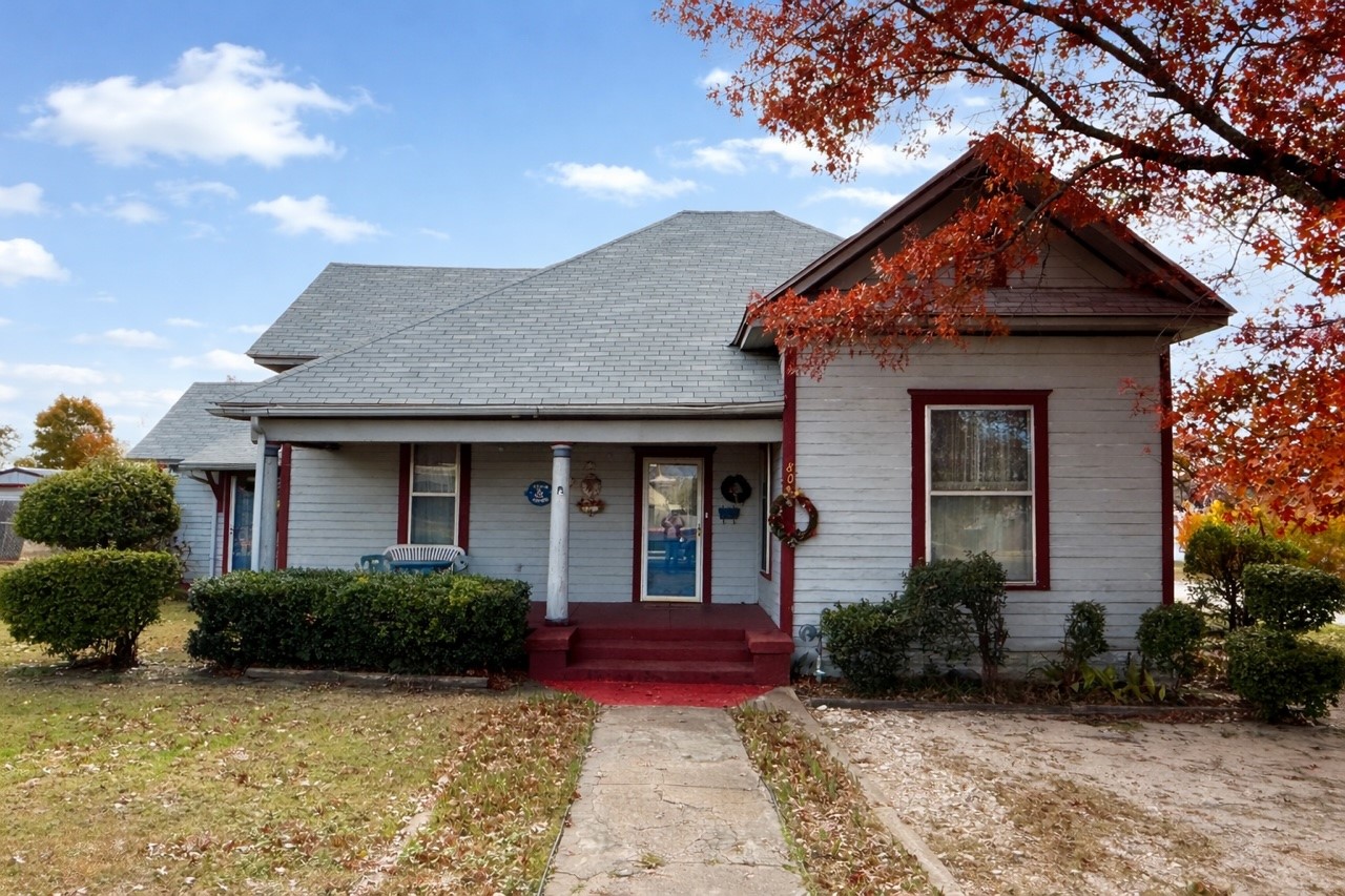 802 E Main Street Hamilton TX 76531