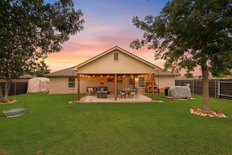 1108 Ashwood Court Cleburne TX 76033