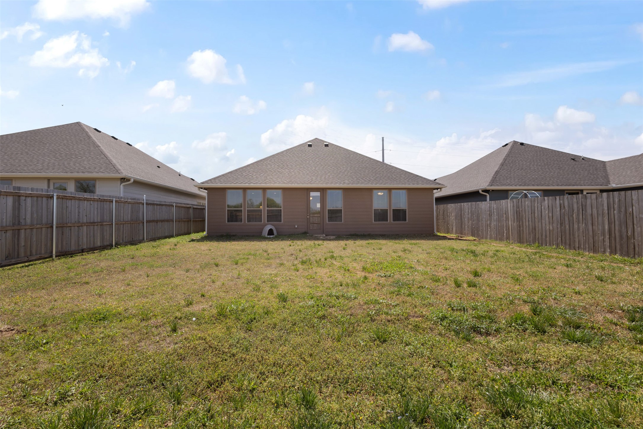 347 Preston Road Mabank TX 75147