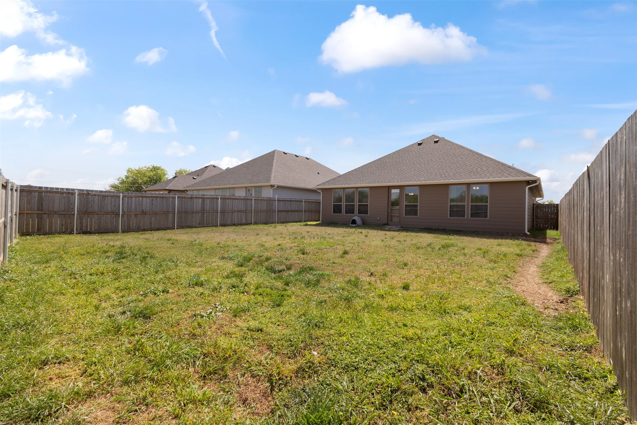 347 Preston Road Mabank TX 75147