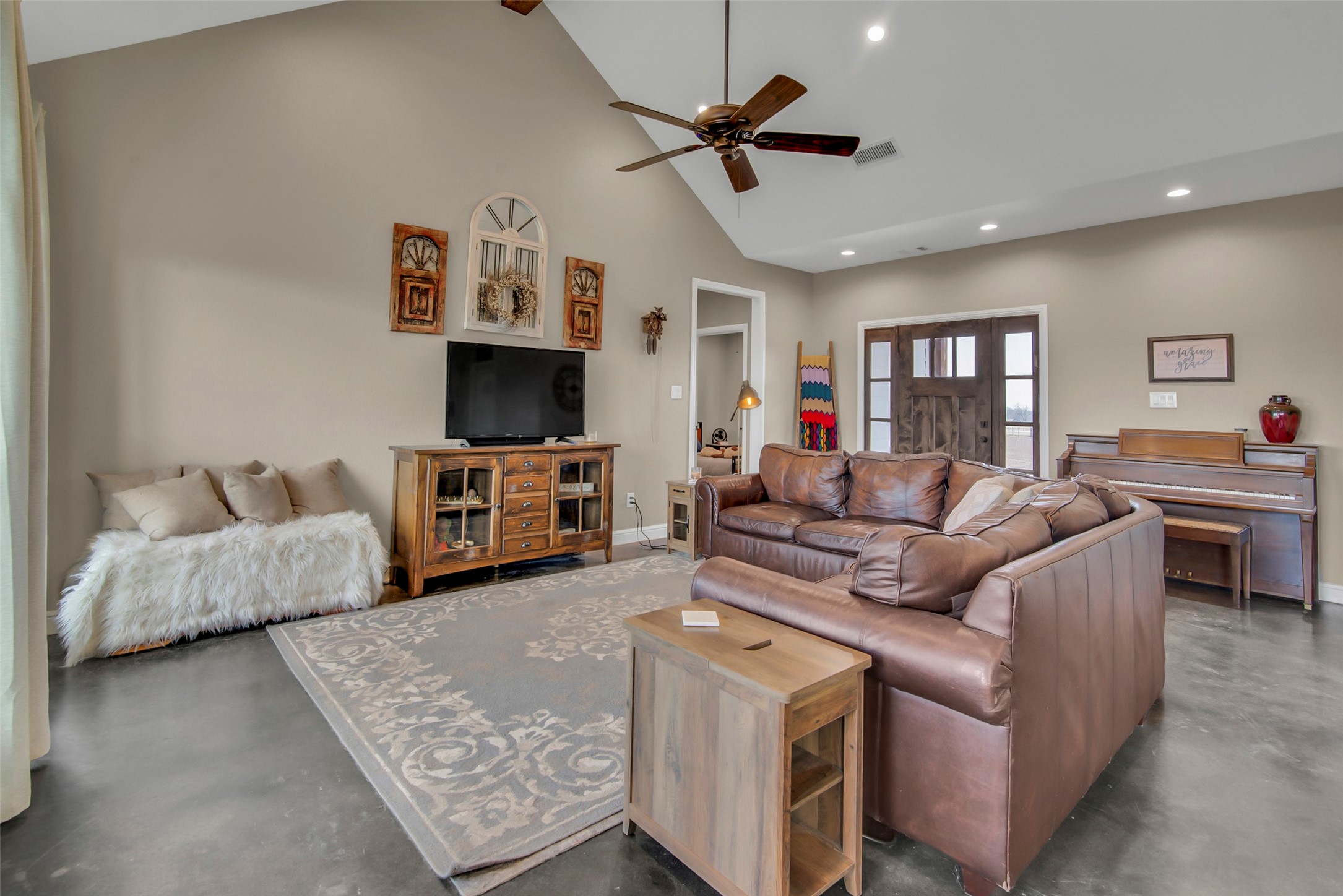 2415 Bucksnort Road Van Alstyne TX 75495
