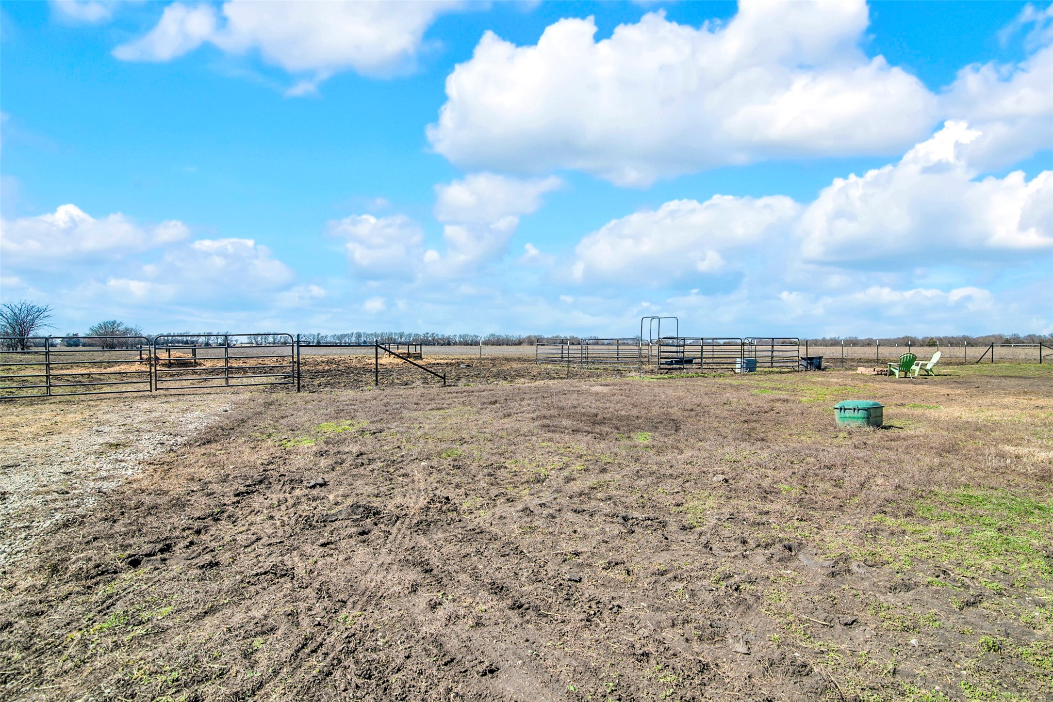 2415 Bucksnort Road Van Alstyne TX 75495