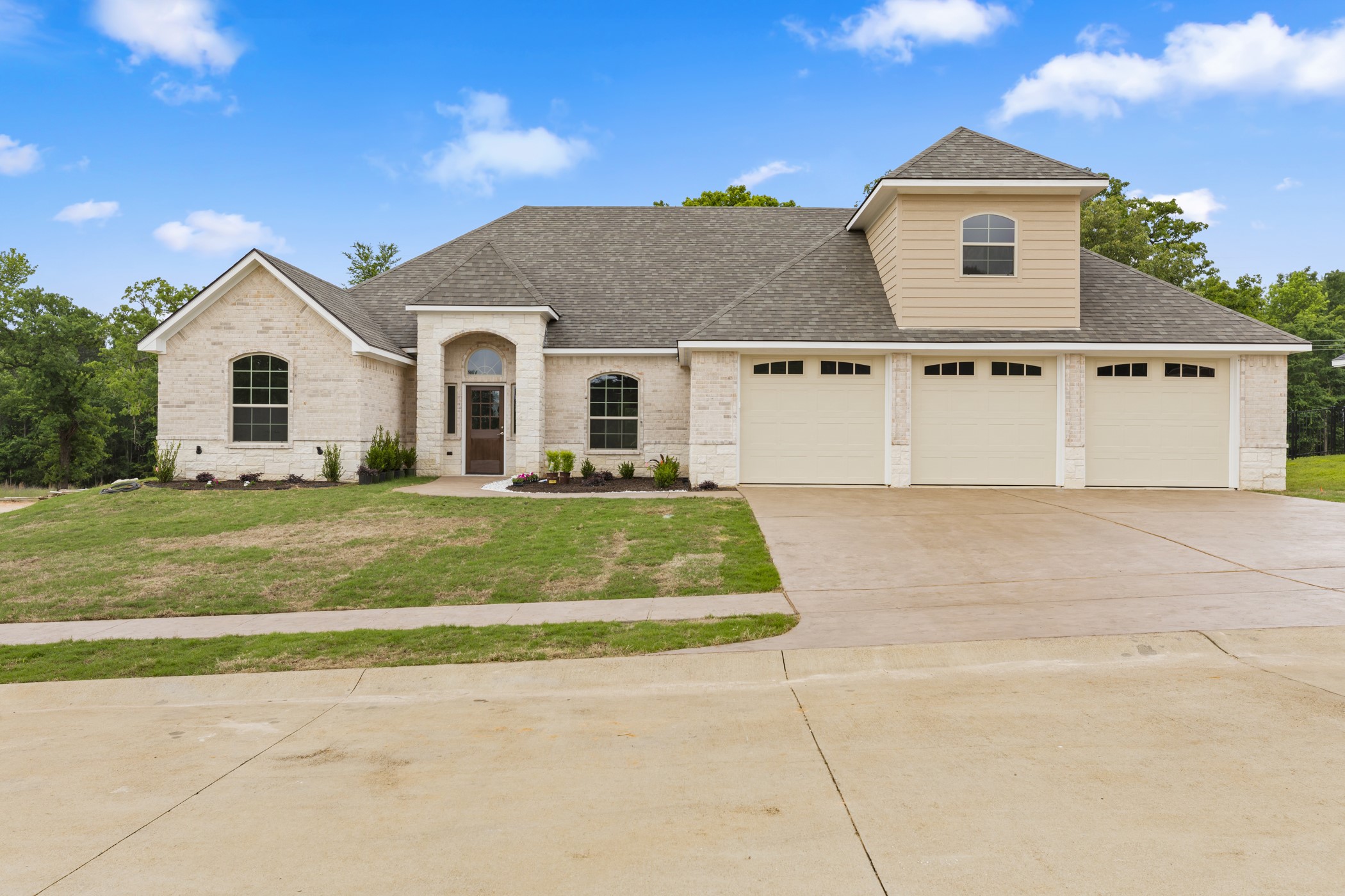 1616 Courtland Lane Lindale TX 75771