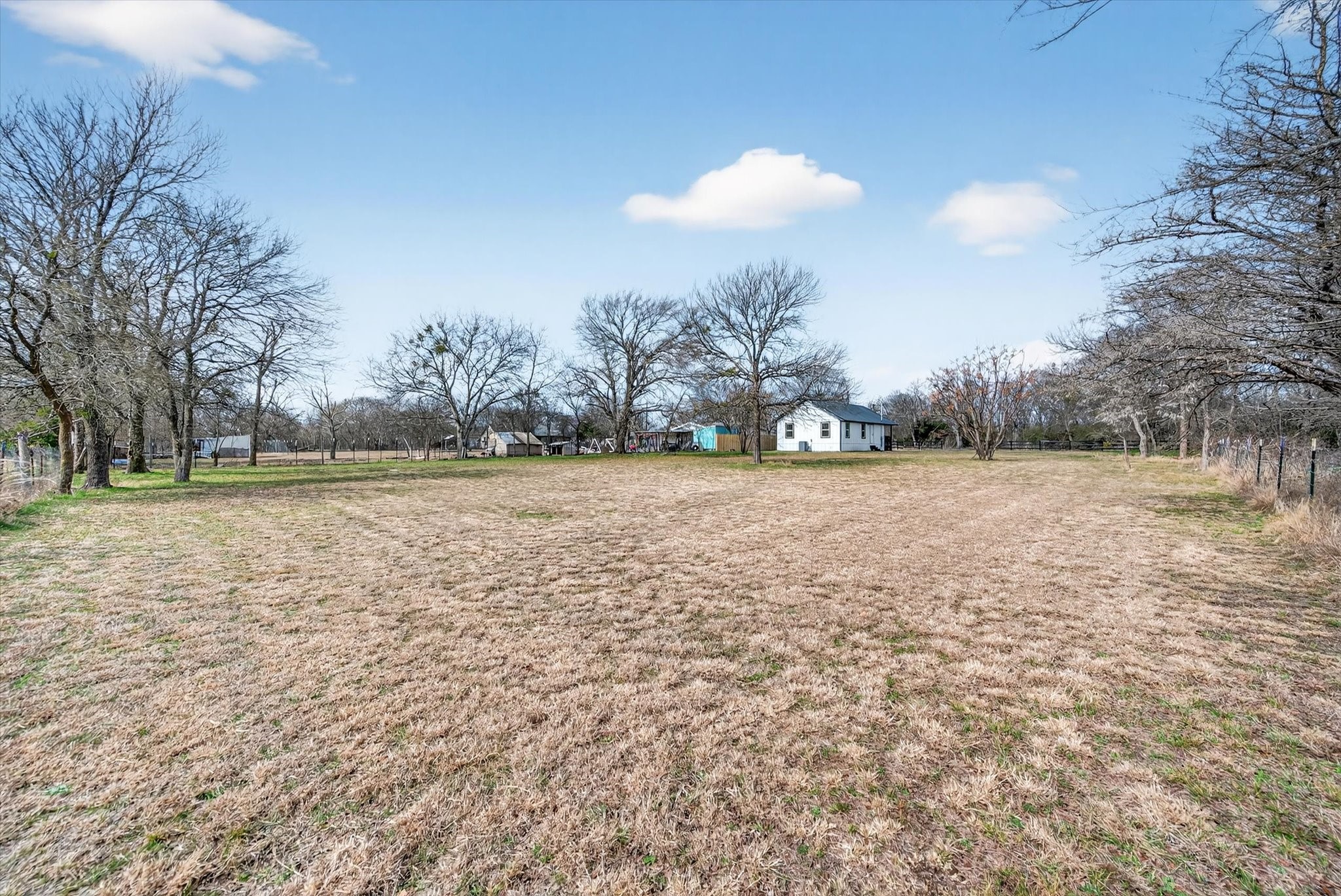 705 S 3rd Street E Dawson TX 76639