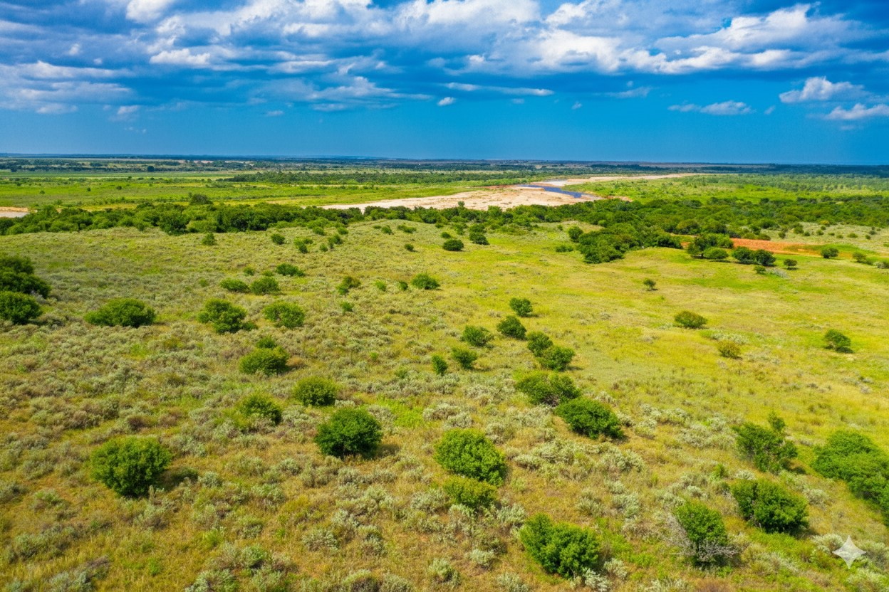 10157 N Cr 129 Harrold TX 76364