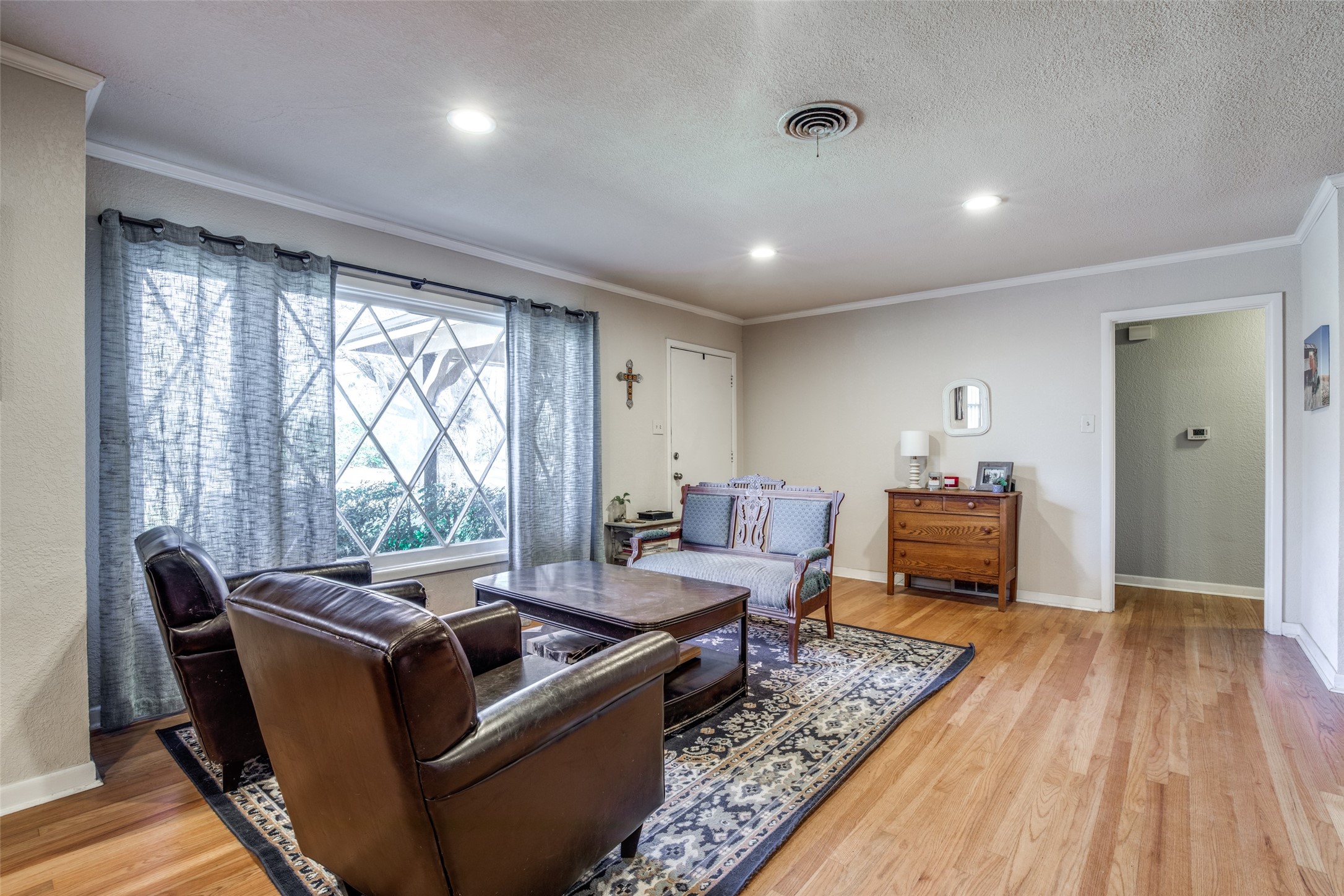 3928 Menzer Road Fort Worth TX 76103