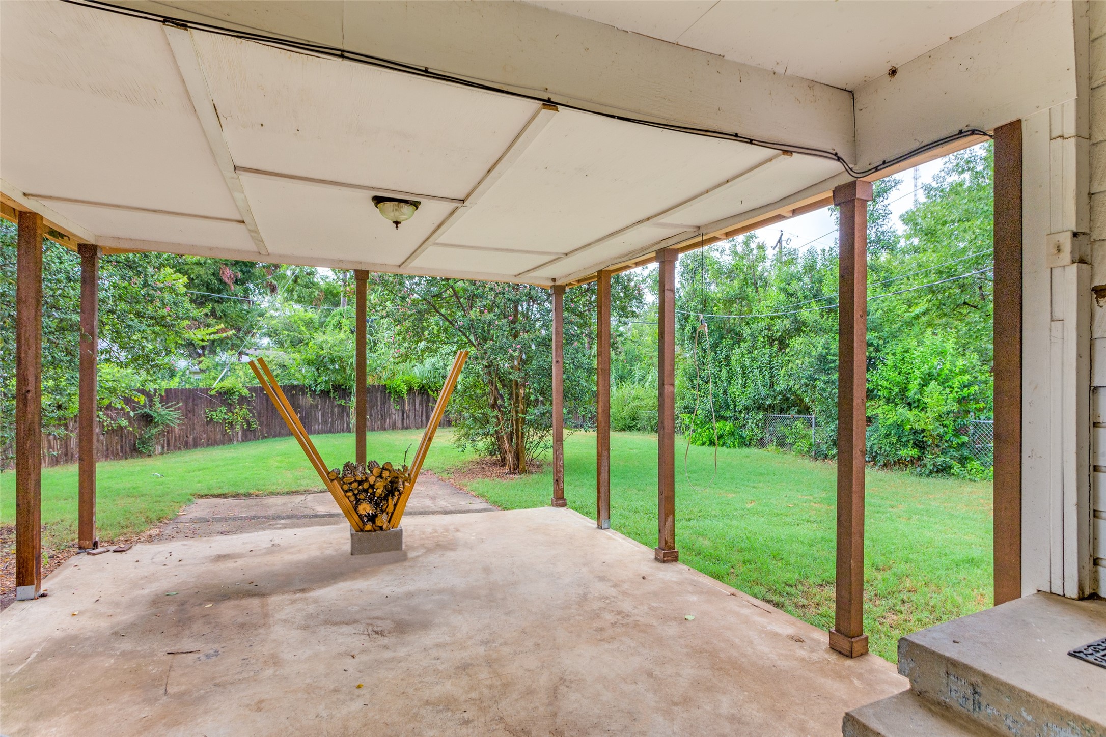 3928 Menzer Road Fort Worth TX 76103