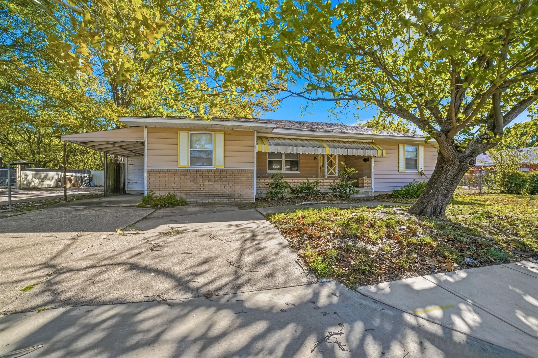 2926 N Prairie Creek Road Dallas TX 75227
