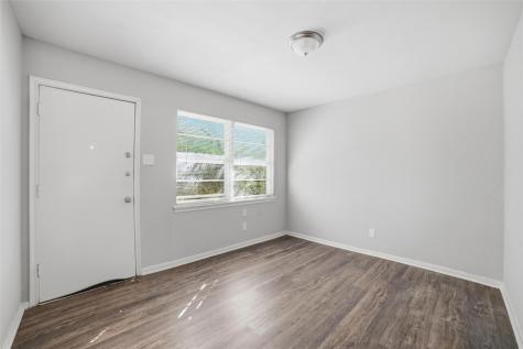 2926 N Prairie Creek Road Dallas TX 75227