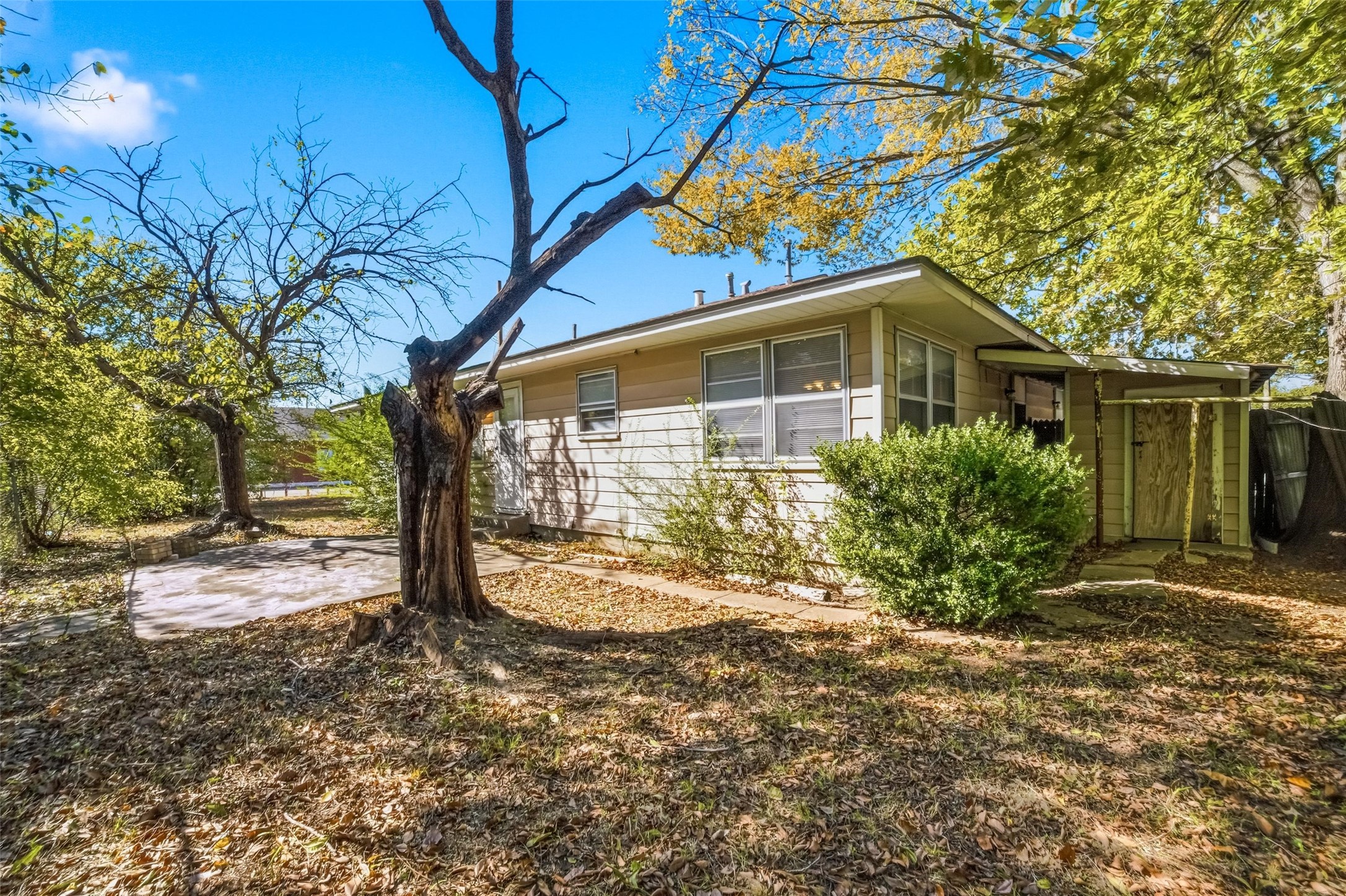 2926 N Prairie Creek Road Dallas TX 75227