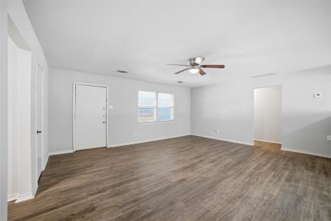 2926 N Prairie Creek Road Dallas TX 75227