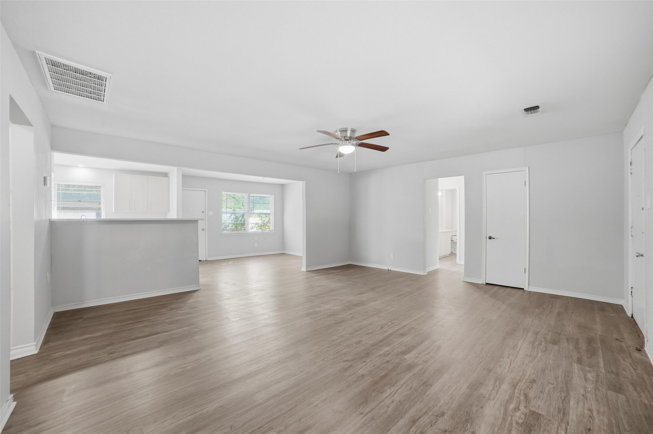 2926 N Prairie Creek Road Dallas TX 75227